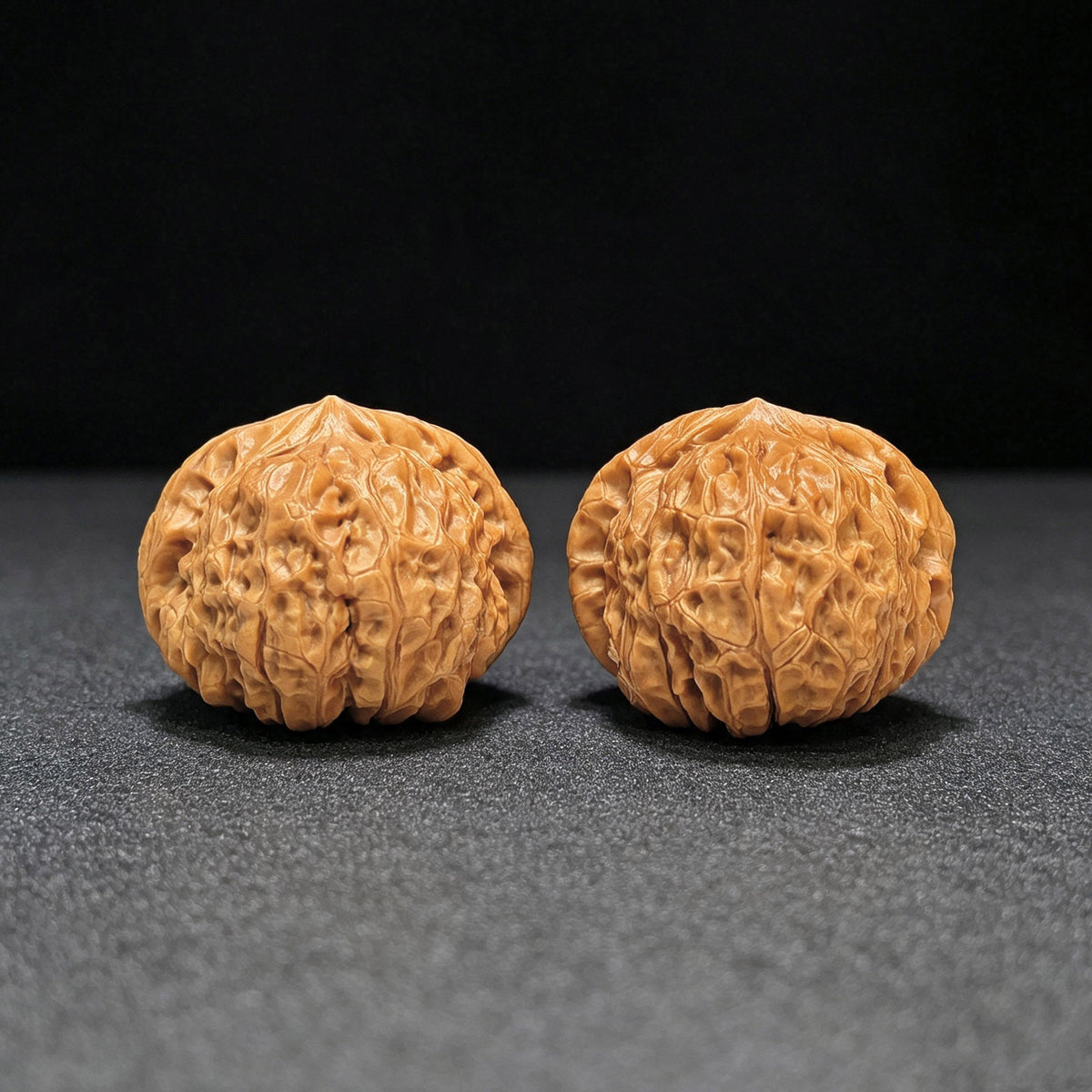 "Little Pumpkin" Xiao Nangua NGD-1501C Low-Profile Wenwan Walnuts Pair | 41.0mm x 43.0mm | NGD-1501C - ThePatinaProject