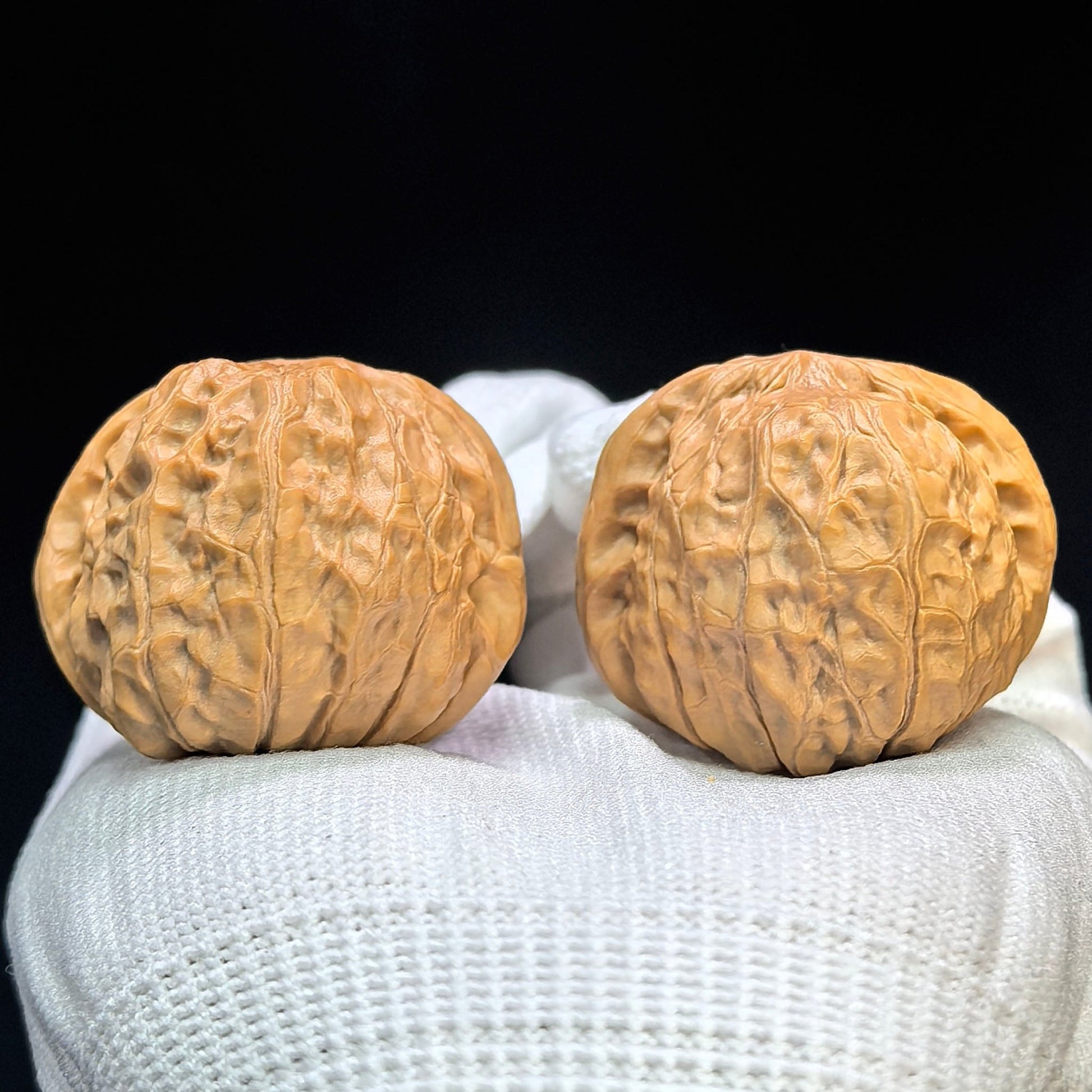 "Little Pumpkin" Xiao Nangua NGD-1502C Low-Profile Wenwan Walnuts Pair | 38.0mm x 42.0mm | NGD-1502C - ThePatinaProject