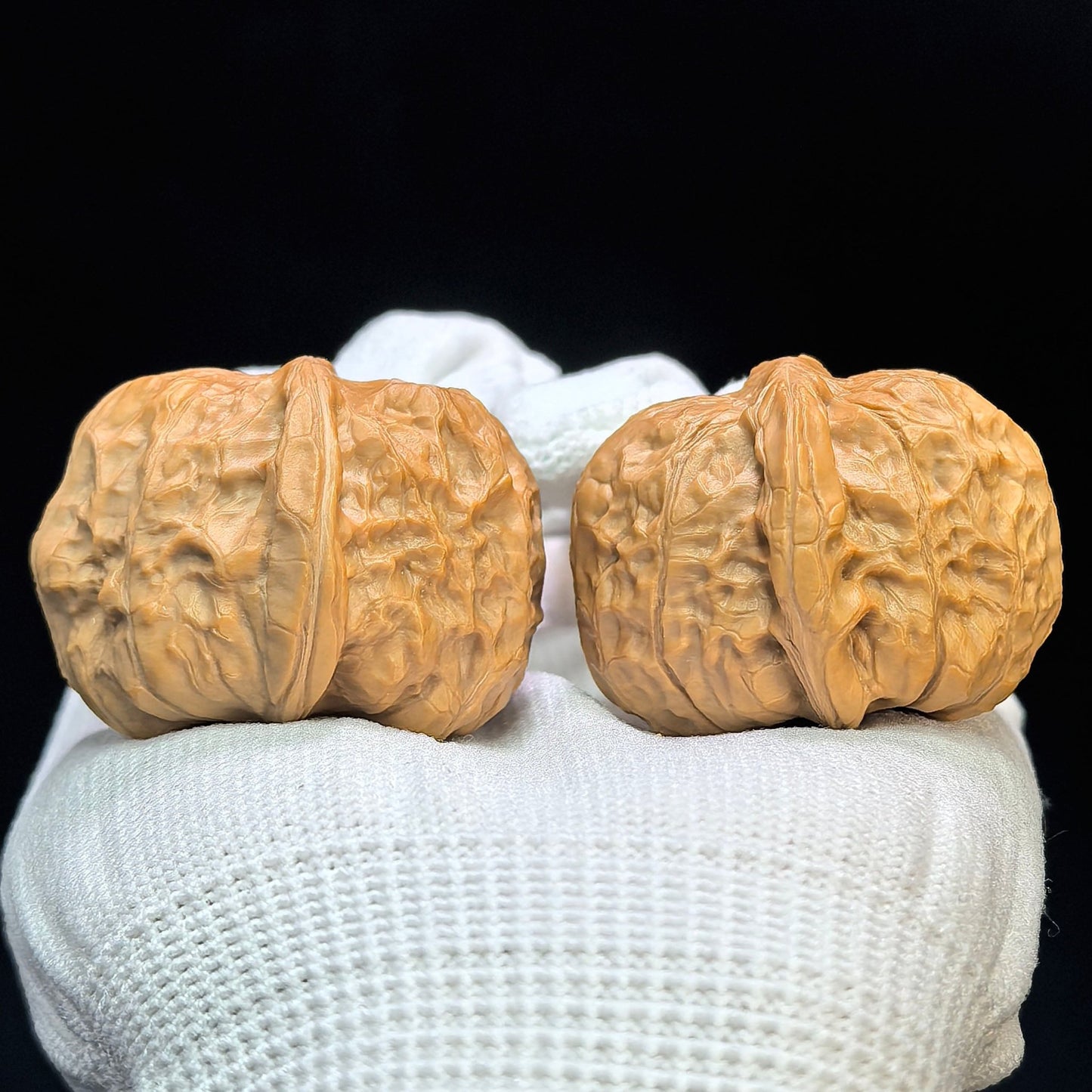 "Little Pumpkin" Xiao Nangua NGD-1502C Low-Profile Wenwan Walnuts Pair | 38.0mm x 42.0mm | NGD-1502C - ThePatinaProject