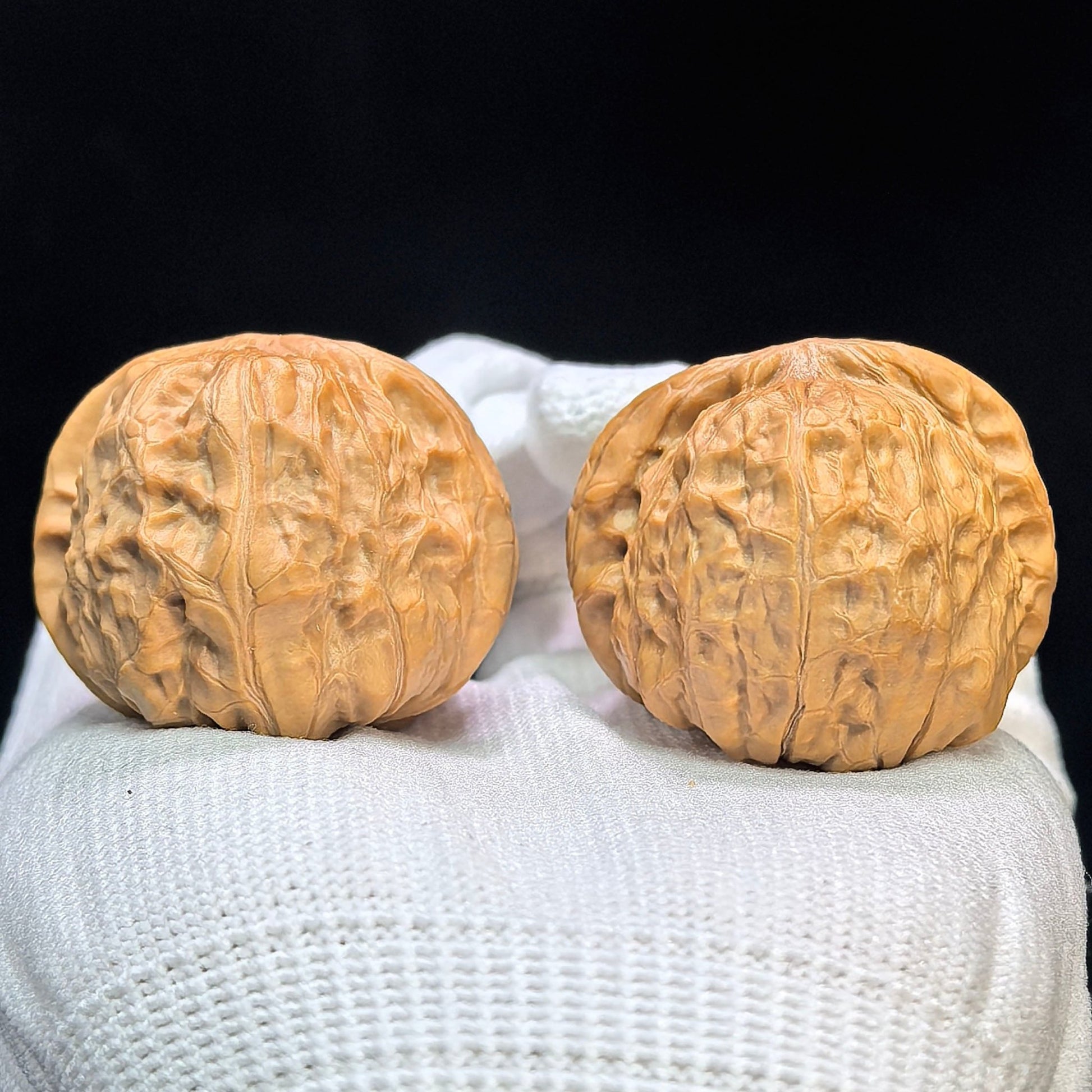 "Little Pumpkin" Xiao Nangua NGD-1502C Low-Profile Wenwan Walnuts Pair | 38.0mm x 42.0mm | NGD-1502C - ThePatinaProject