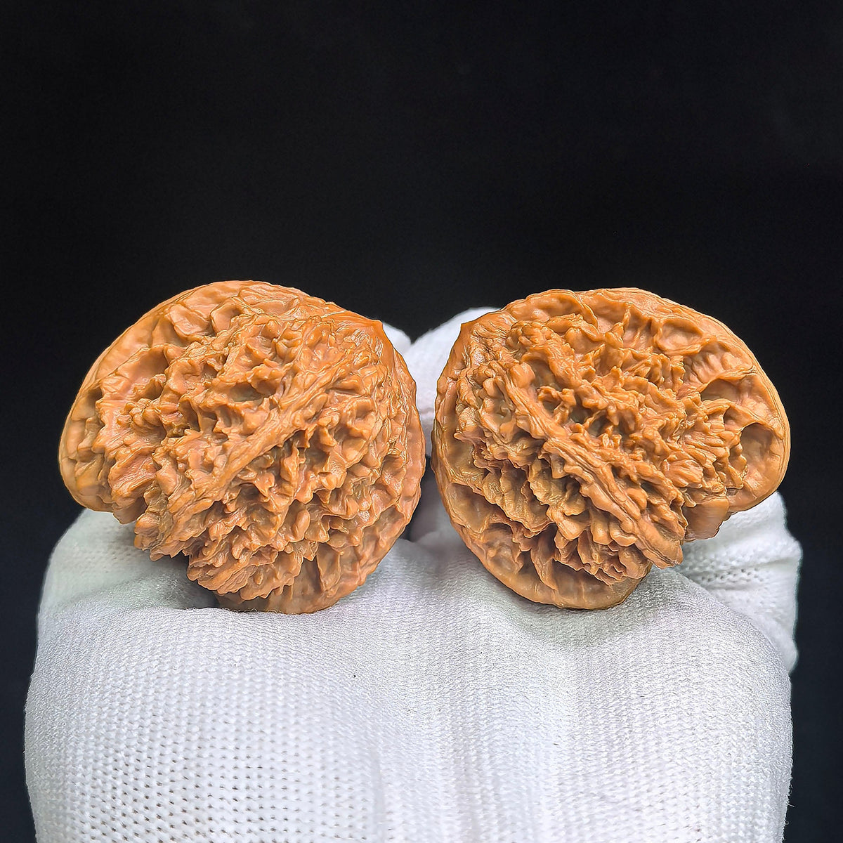 "Man Tian Xing Tian Can Jiao / Starry Night Footed Base" Heirloom Collection Wenwan Walnuts Pair | 43.0mm x 41.0mm | MXTC-C1C8E - ThePatinaProject