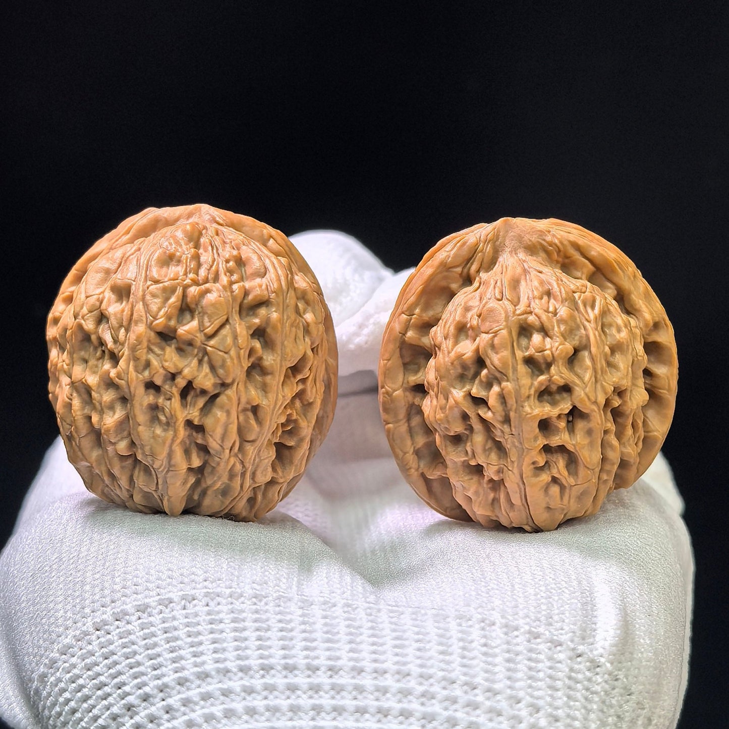 "Meteorite Ingot" Yuanshi Yuanbao Low-Profile Wenwan Walnuts Pair | 36.0mm x 36.0mm | YSYB-1102 - ThePatinaProject