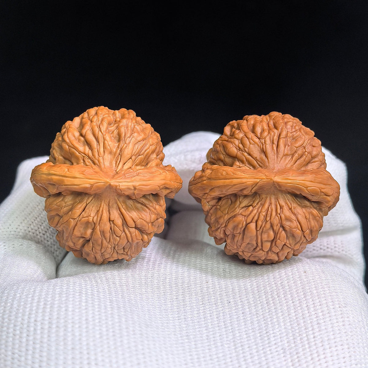 "Meteorite Sycee Ingot" Yuanshi Yuanbao YSYB-SY1D5 Low-Profile Wenwan Walnuts Pair | 35.0mm x 35.0mm | YSYB-SY1D5 - ThePatinaProject