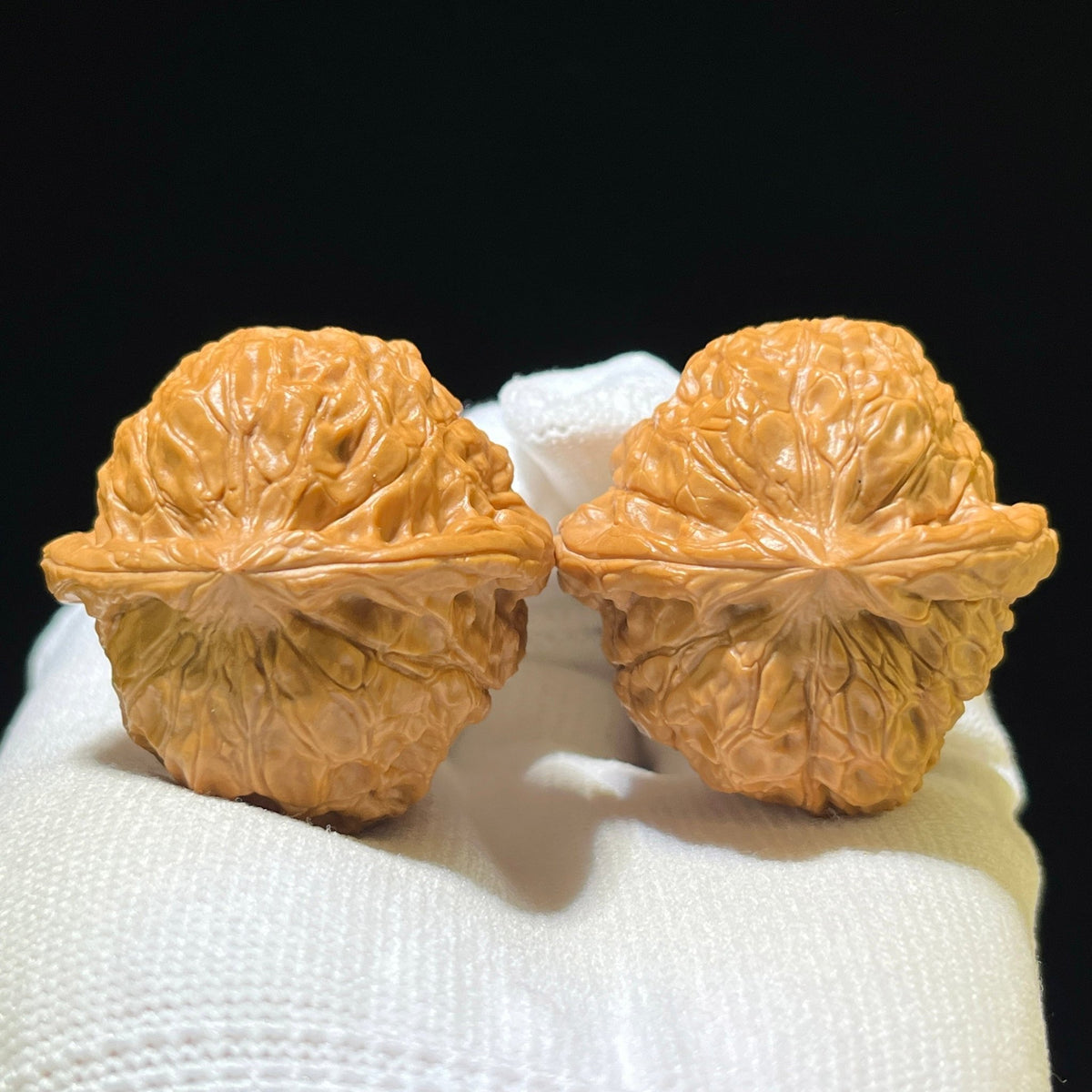 Mini Pumpkin Dun Wenwan Walnut Pair – Compact Round Squat Form | 39.0mm × 39.0mm | NGD-1112 - ThePatinaProject