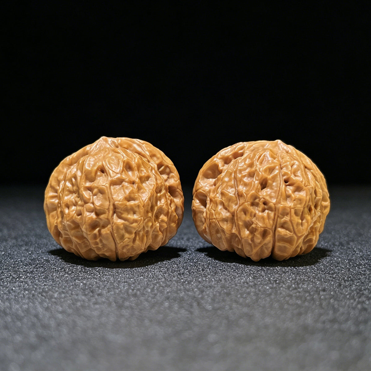 Mini Pumpkin Dun Wenwan Walnut Pair – Compact Round Squat Form | 39.0mm × 39.0mm | NGD-1112 - ThePatinaProject