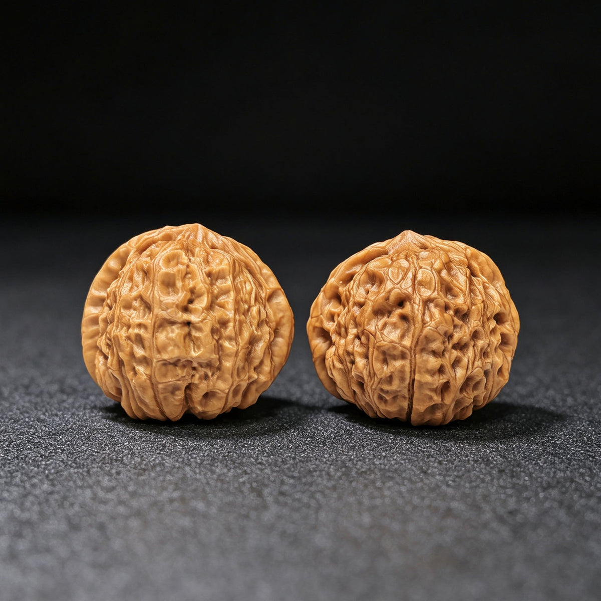 Mini Pumpkin Wenwan Walnut Pair | Compact Rounded Form | 36.0mm × 38.0mm | XNG-17E9 - ThePatinaProject