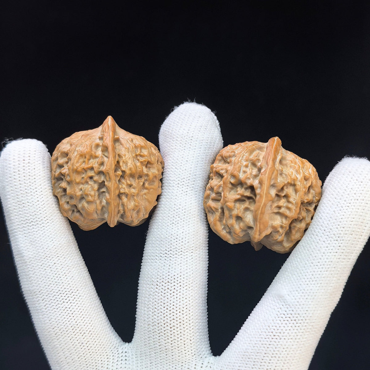 Miniature Hand-Twirl “Yuanbao” Wenwan Walnut Pair — 31.0mm x 32.0mm | YB-SY1F5 - ThePatinaProject