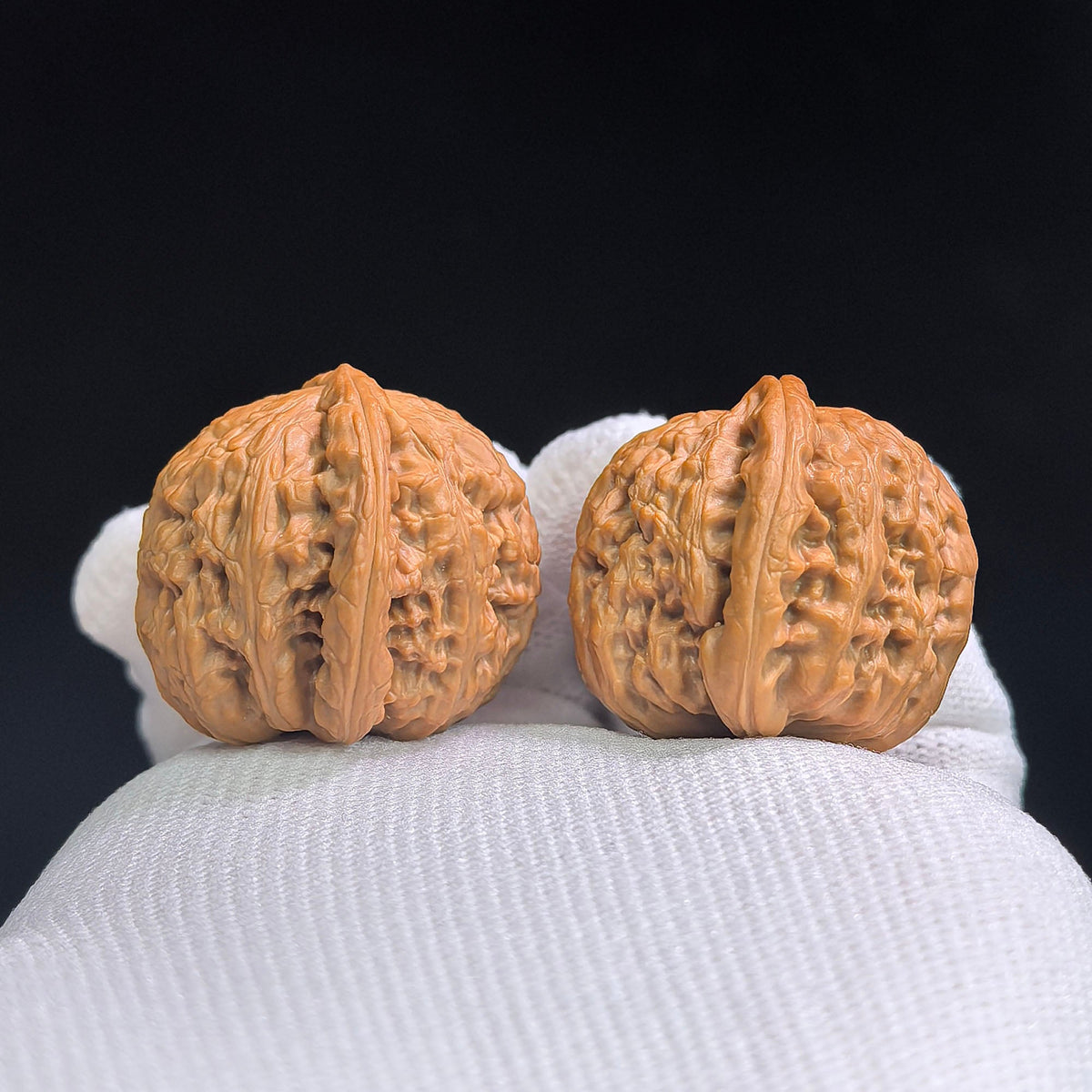 Miniature Round-Bodied White Lion Hand-Twirl Wenwan Walnut Pair — 31.0mm x 30.0mm | BSJ-SY1H5 - ThePatinaProject