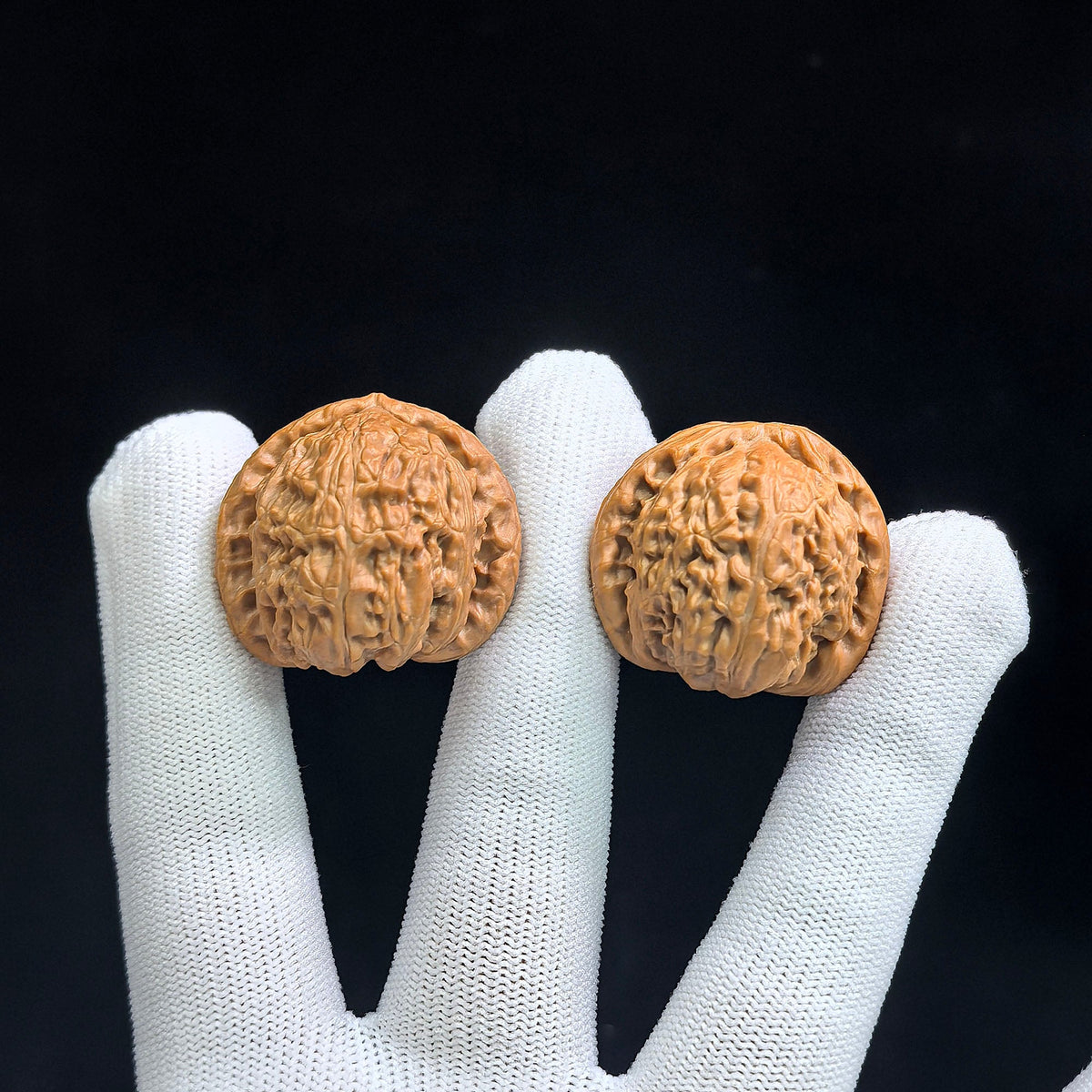 Miniature Round-Bodied White Lion Hand-Twirl Wenwan Walnut Pair — 31.0mm x 30.0mm | BSJ-SY1H5 - ThePatinaProject
