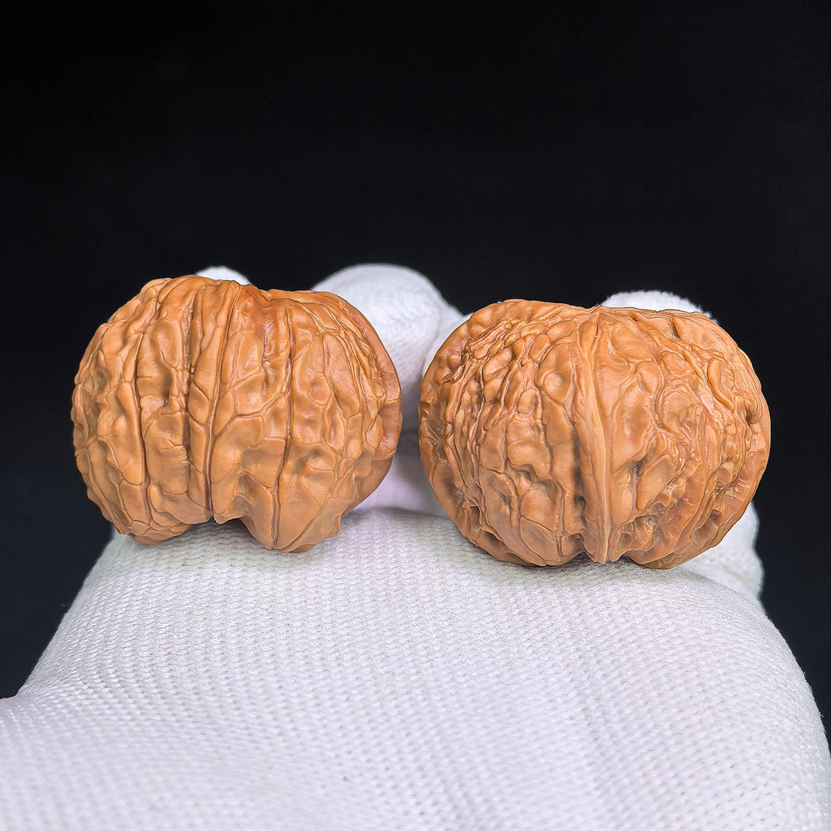 Miniature Wild “Sanleng Ding” Wenwan Walnut Pair – Three-Ridged Compact Form | 30.0mm × 36.0mm | XZYS-C1D1E - ThePatinaProject