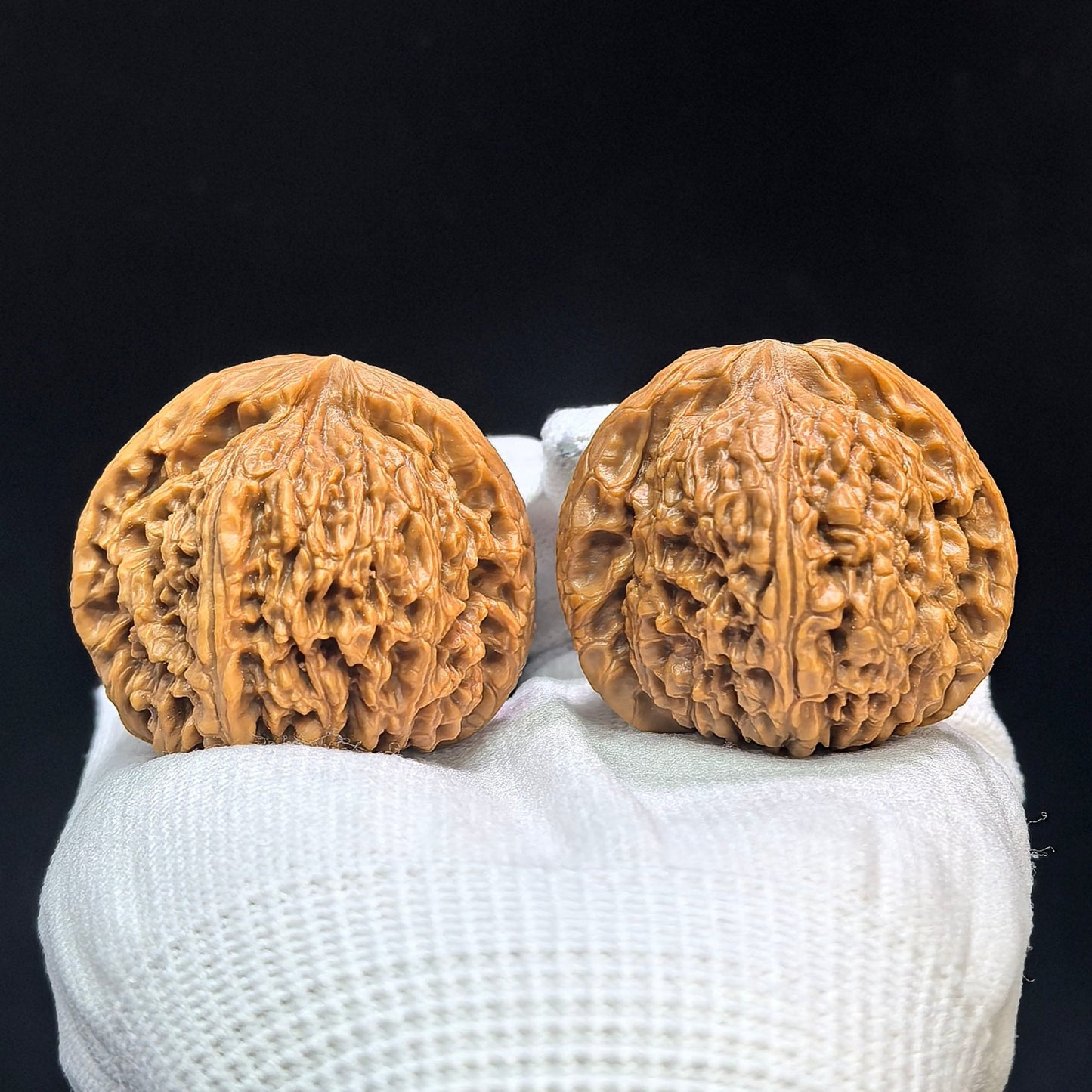 "Nanjiang Stone" Nanjiangshi Classic Heritage Wenwan Walnuts Pair | 43.0mm x 42.0mm | NJS-1504C - ThePatinaProject