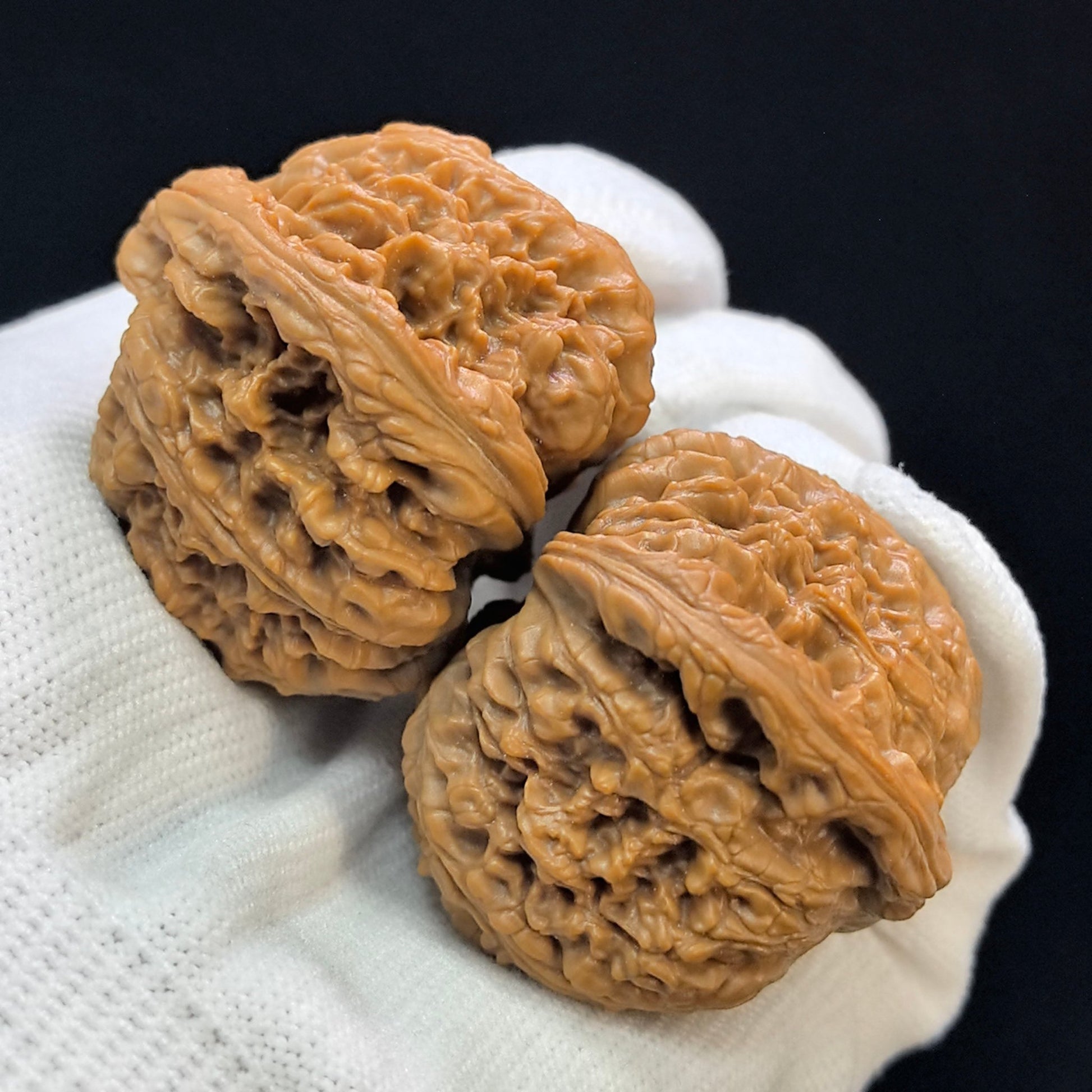 "Nanjiang Stone" Nanjiangshi Classic Heritage Wenwan Walnuts Pair | 43.0mm x 42.0mm | NJS-1504C - ThePatinaProject