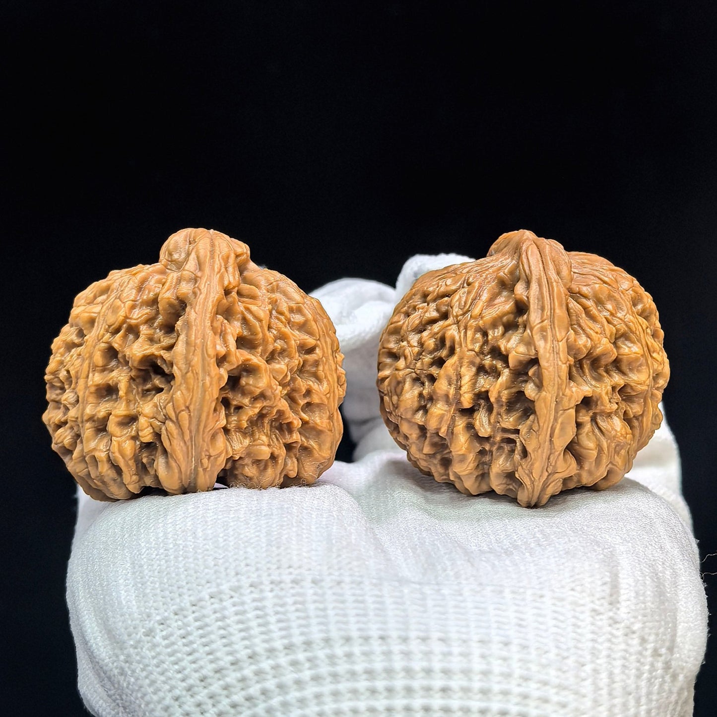 "Nanjiang Stone" Nanjiangshi Classic Heritage Wenwan Walnuts Pair | 43.0mm x 42.0mm | NJS-1504C - ThePatinaProject