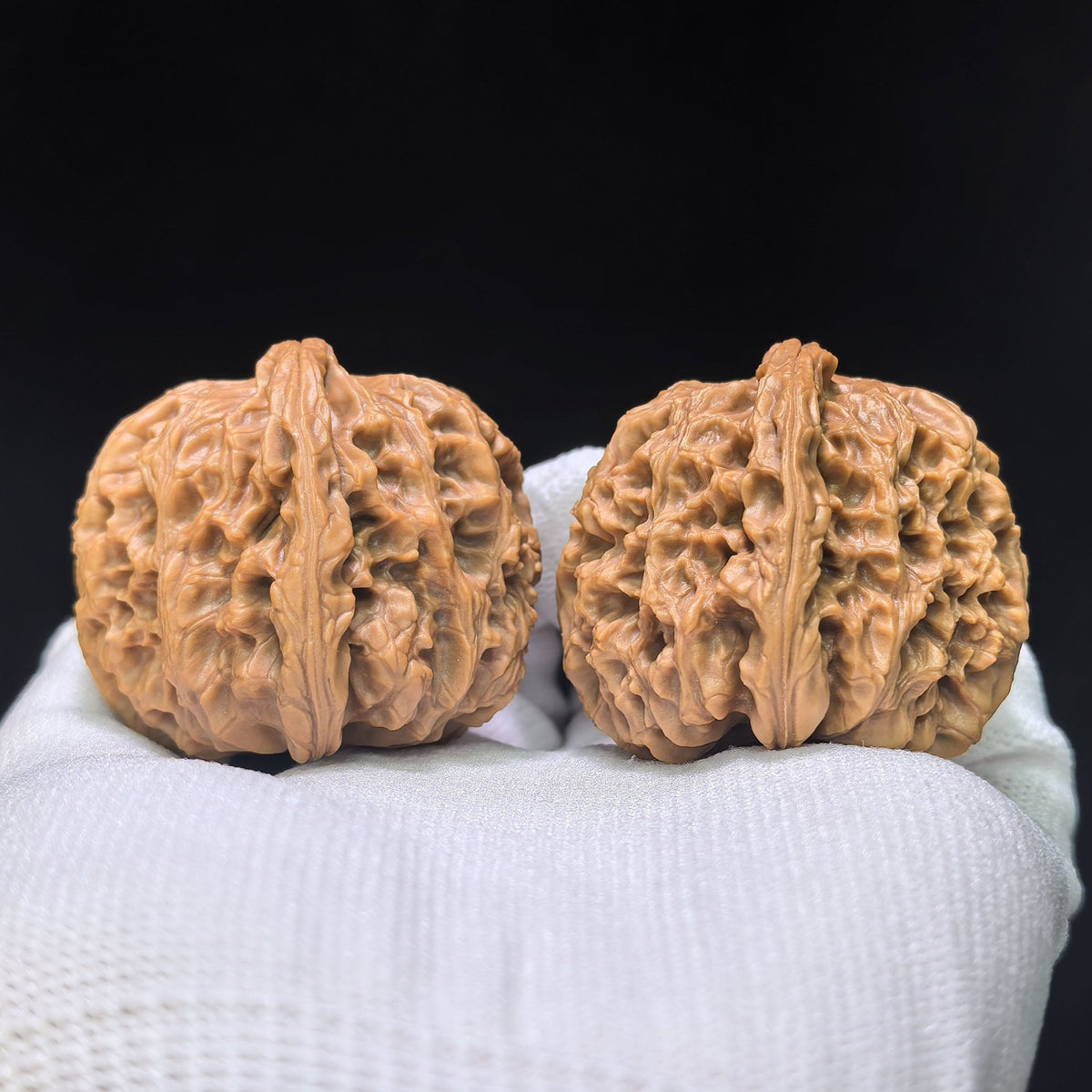 "Nanjiang Stone Red Shell" Nanjiangshi Hongke Wenwan Walnuts Pair | 41.0mm x 43.0mm | NJS-1511C - ThePatinaProject