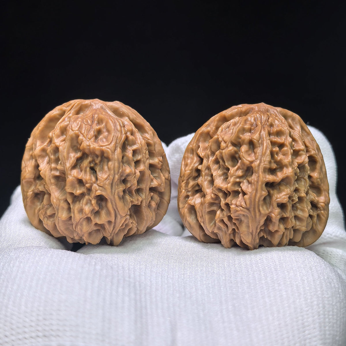 "Nanjiang Stone Red Shell" Nanjiangshi Hongke Wenwan Walnuts Pair | 41.0mm x 43.0mm | NJS-1511C - ThePatinaProject