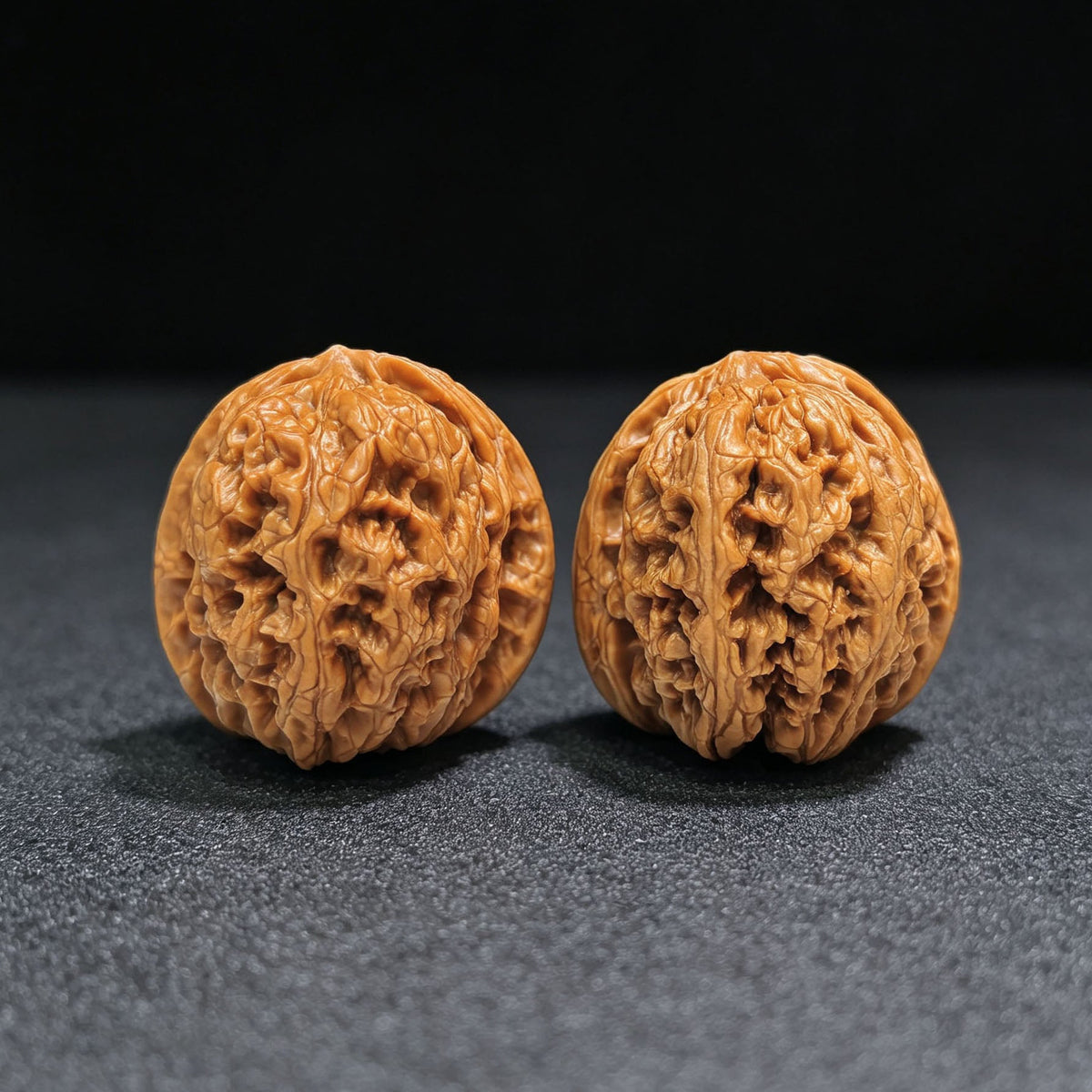 "North China General Shoulder" Huabei Jiangjun Bang Wenwan Walnuts (Pair) | 39.0mm x 40.0mm | Stock ID: HBJJB-1502C - ThePatinaProject