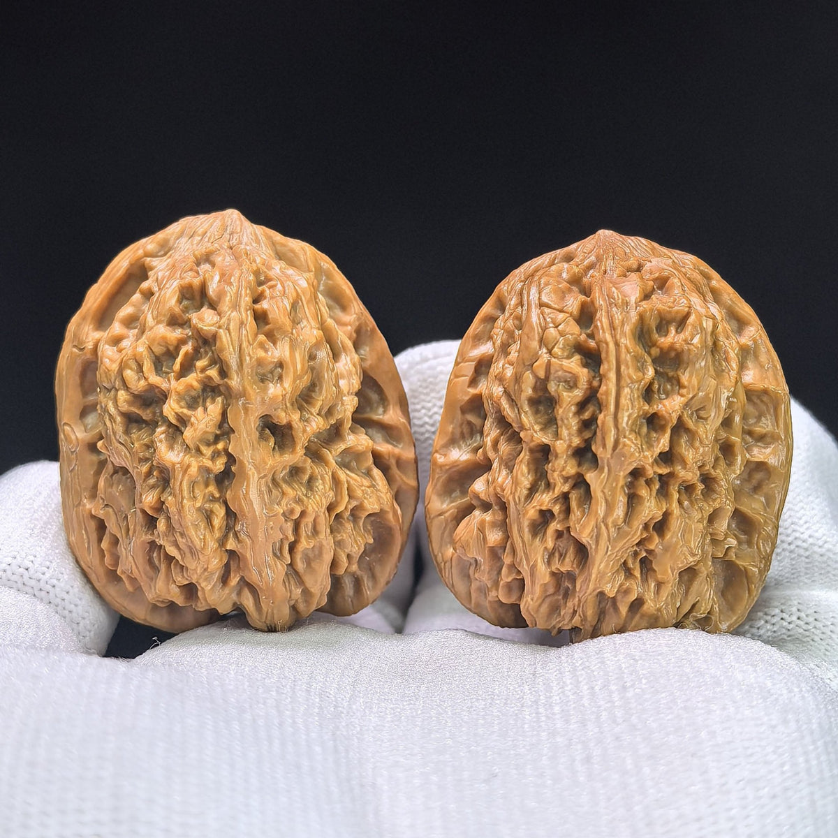 "North China General Shoulder" Huabei Jiangjunbang Wenwan Walnuts Pair | 37.0mm x 37.0mm | HBJJB-1103 - ThePatinaProject