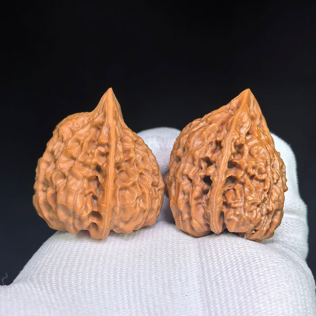 Official Hat “Woodpecker” Wenwan Walnut Pair — 34.0mm x 36.0mm | GMZF-1201E - ThePatinaProject