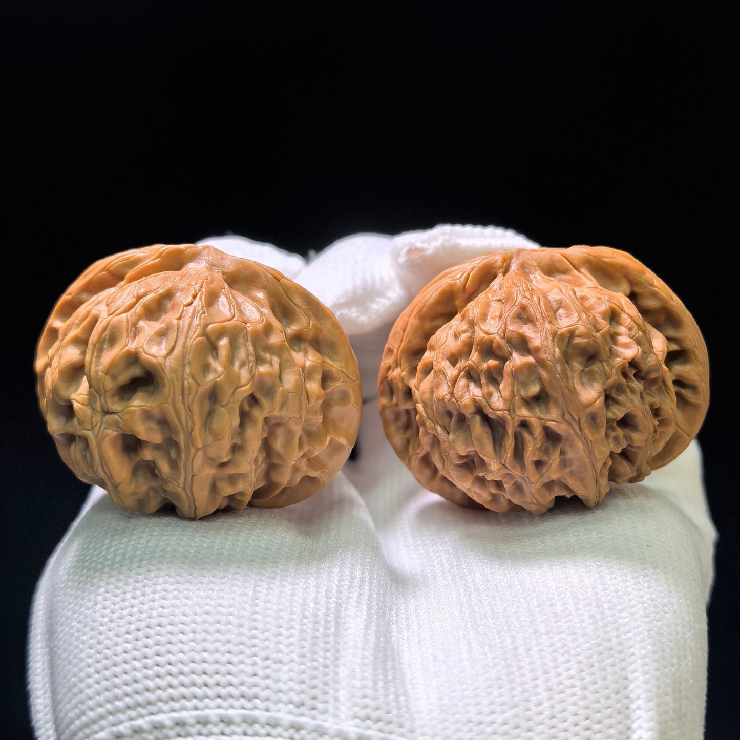 "Palace Lantern" (Gongdeng) Scholar Walnuts Pair | 42.0mm x 39.0mm | Classic Low-Profile Silhouette | Collector Grade Curation | Stock ID: GD-1101 - ThePatinaProject