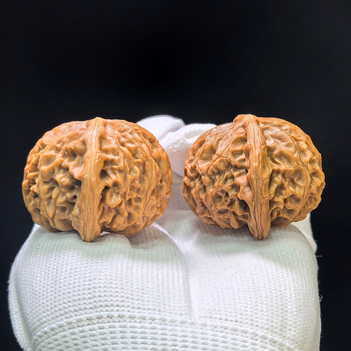 "Palace Lantern" Gongdeng Wenwan Walnuts (Pair) | 43.0mm x 40.0mm | Stock ID: GD-1102 - ThePatinaProject