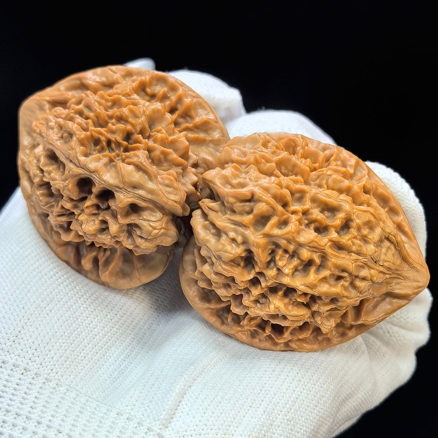 "Peach-Heart Concave Base Kylin" Taoxin Aodi Qilinwen Low-Profile Wenwan Walnuts Pair | 46.0mm x 43.0mm | TXADQLW-1503C - ThePatinaProject