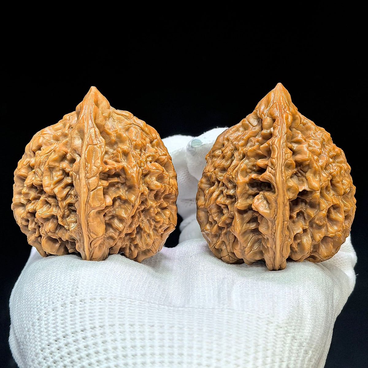 "Peach-Heart Concave Base Kylin" Taoxin Aodi Qilinwen Low-Profile Wenwan Walnuts Pair | 52.0mm x 44.0mm | TXADQLW-1502C - ThePatinaProject