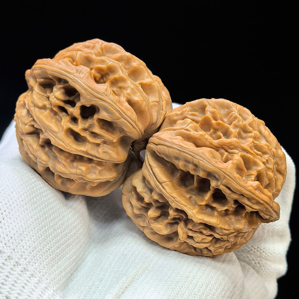 "Peach-Heart Concave Base Rosy Cloud Ridge" Taoxin Aodi Xiayunling Low-Profile Wenwan Walnuts Pair | 46.0mm x 44.0mm | XYL-1504C - ThePatinaProject