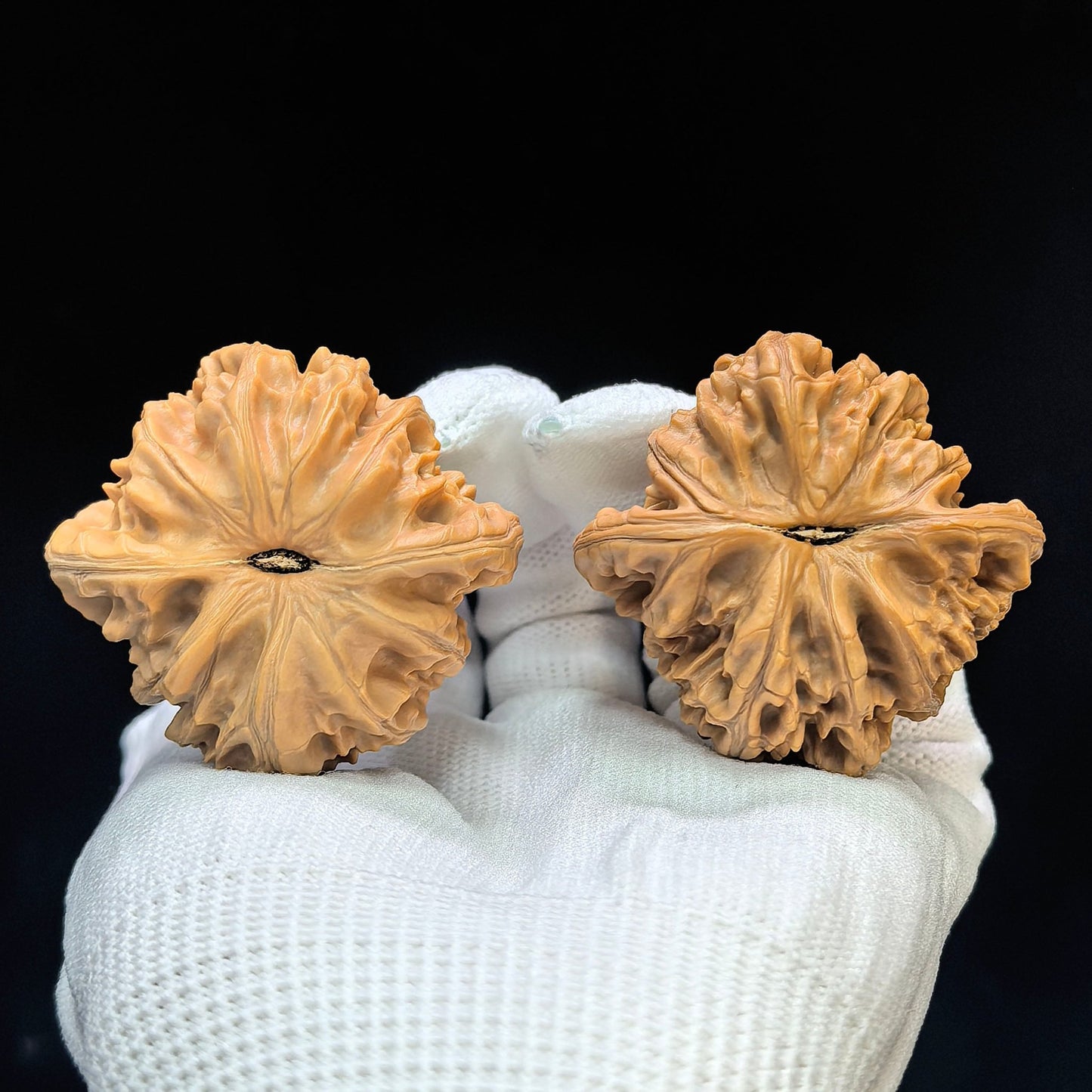 "Peach-Heart Concave Base Rosy Cloud Ridge" Taoxin Aodi Xiayunling Low-Profile Wenwan Walnuts Pair | 46.0mm x 44.0mm | XYL-1504C - ThePatinaProject