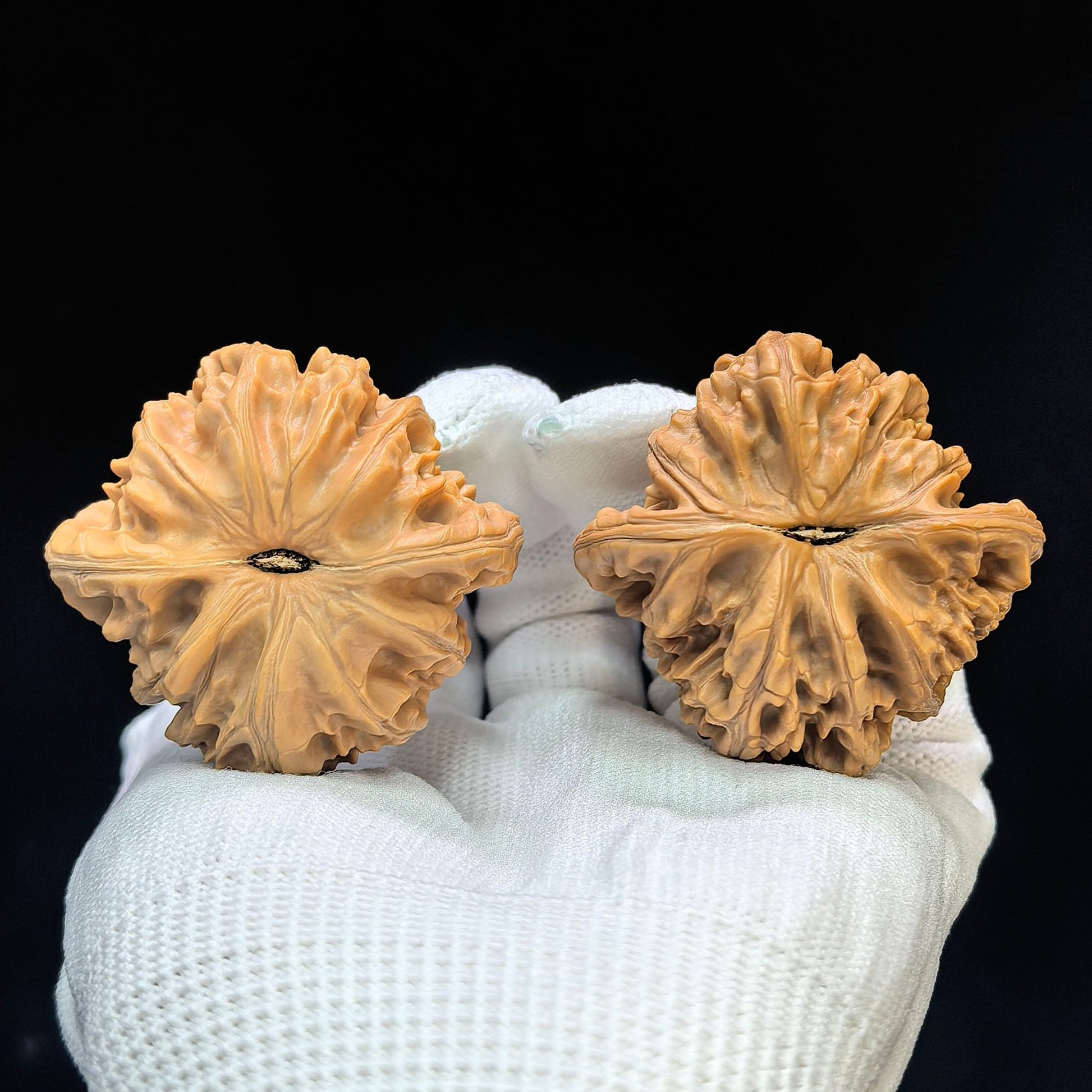 "Peach-Heart Concave Base Rosy Cloud Ridge" Taoxin Aodi Xiayunling Low-Profile Wenwan Walnuts Pair | 46.0mm x 44.0mm | XYL-1504C - ThePatinaProject