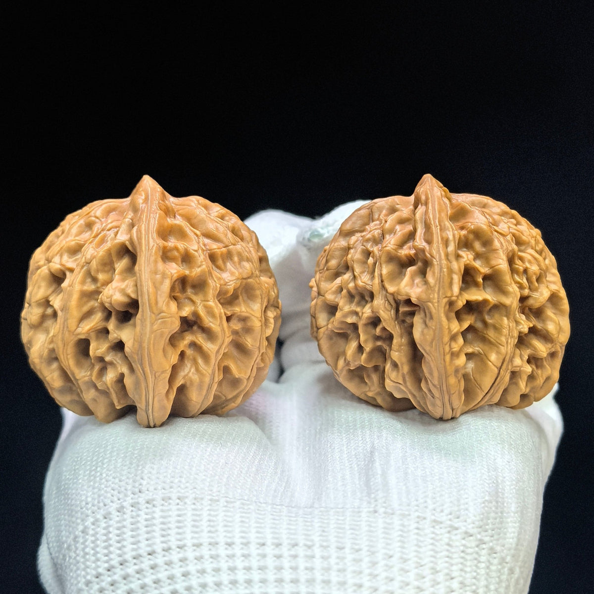 "Peach-Heart Concave Base Rosy Cloud Ridge" Taoxin Aodi Xiayunling Low-Profile Wenwan Walnuts Pair | 46.0mm x 44.0mm | XYL-1504C - ThePatinaProject