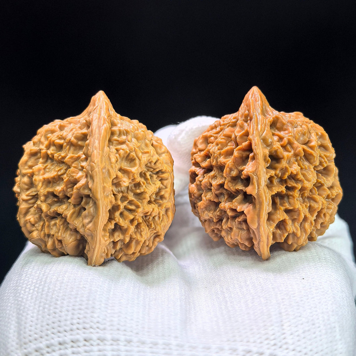 "Peach-Heart Concave Base Starry Sky" Taoxin Aodi Mantianxing Low-Profile Wenwan Walnuts Pair | 38.0mm x 37.0mm | MTX-1404 - ThePatinaProject