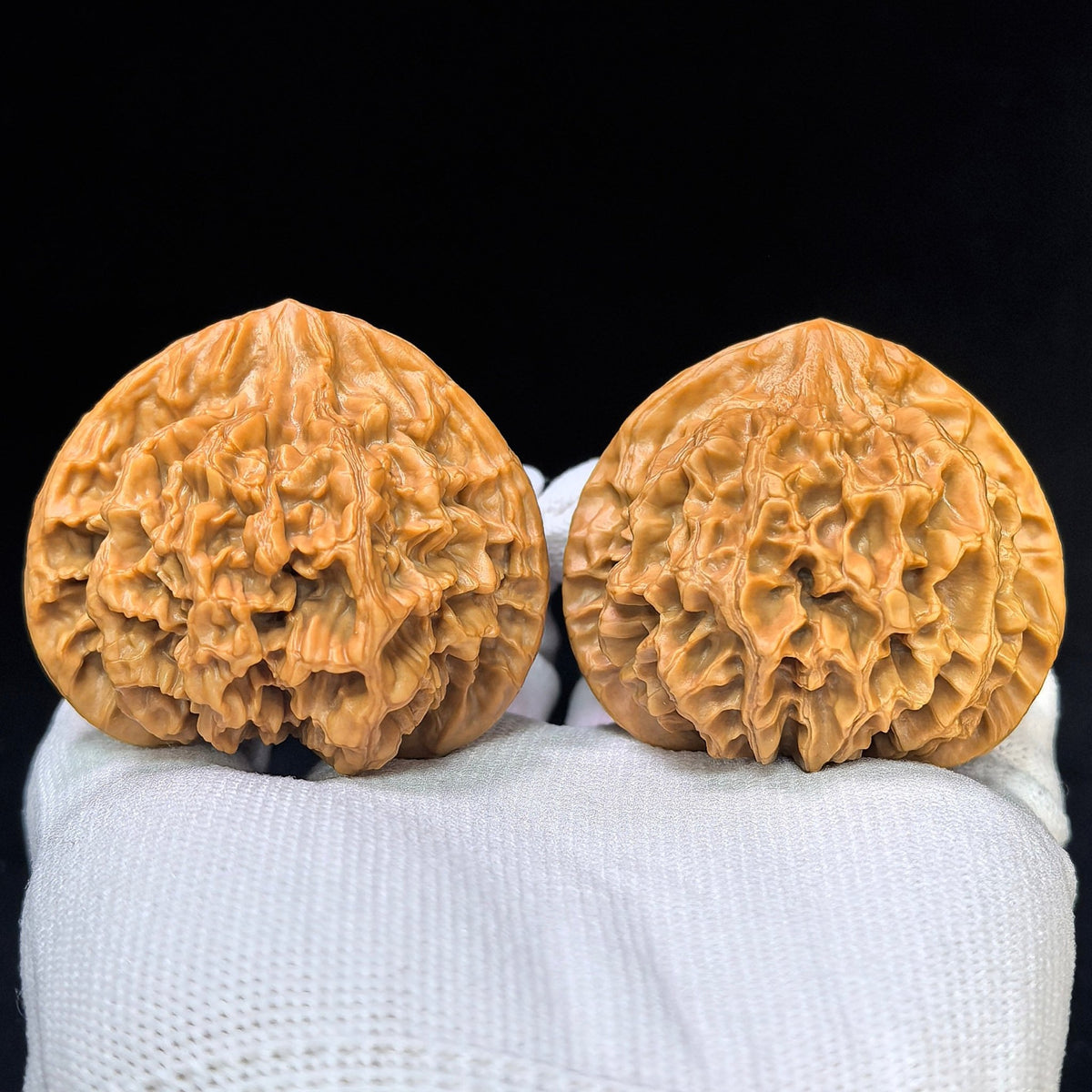 Peach-Heart Emperor Wenwan Walnut Pair — 49.0mm x 47.0mm | S-Grade | SLW-SY1C9 - ThePatinaProject