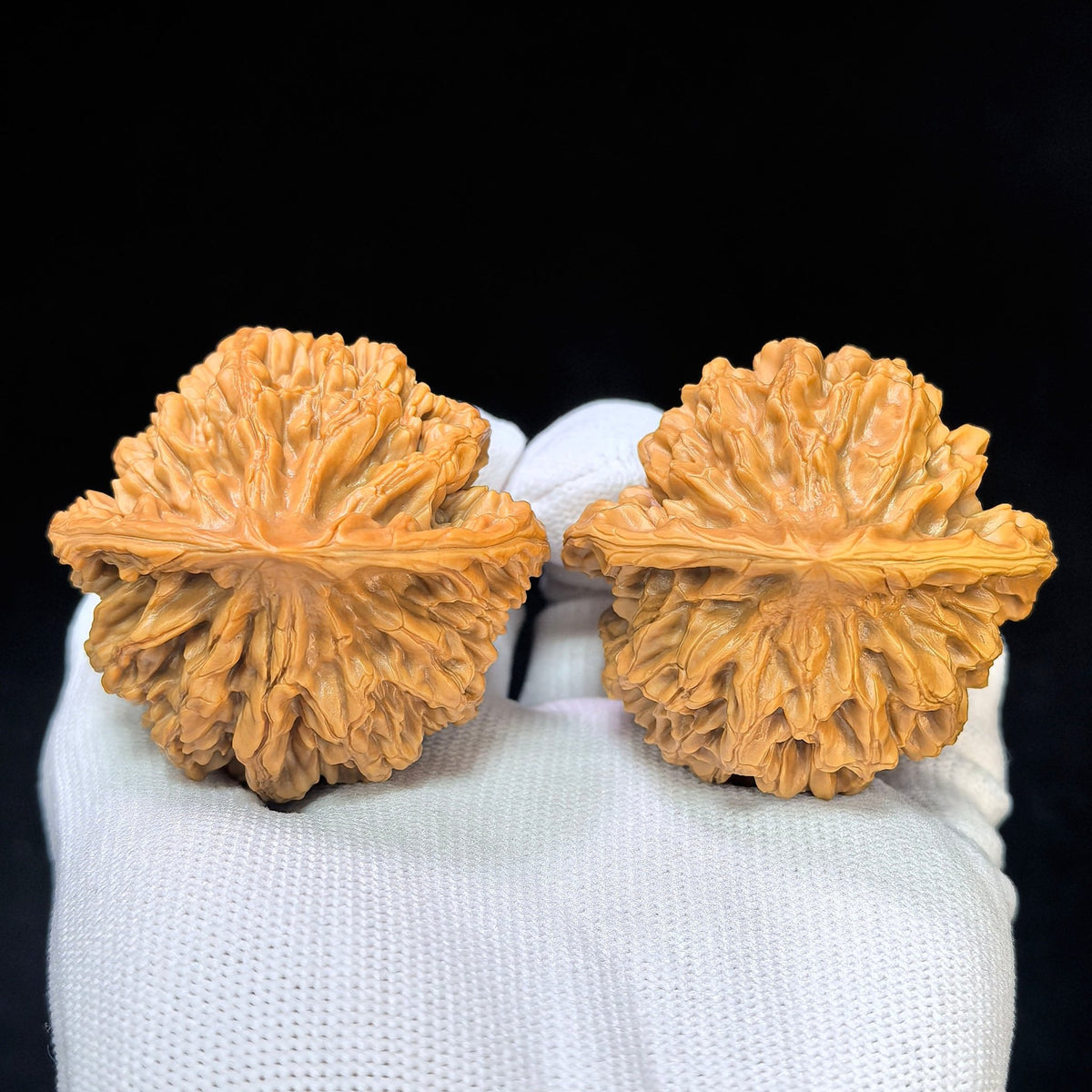 Peach-Heart Emperor Wenwan Walnut Pair — 49.0mm x 47.0mm | S-Grade | SLW-SY1C9 - ThePatinaProject