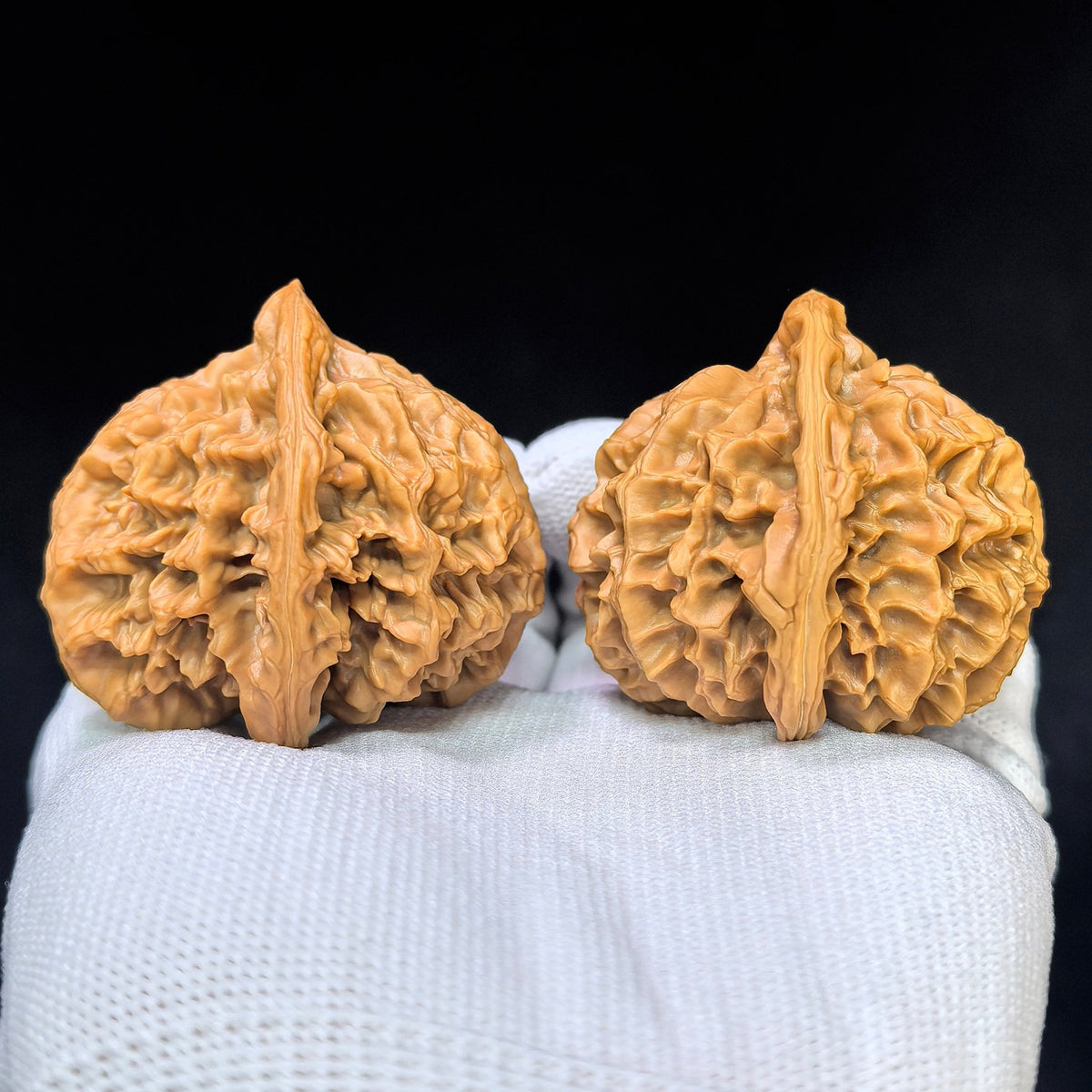 Peach-Heart Emperor Wenwan Walnut Pair — 49.0mm x 47.0mm | S-Grade | SLW-SY1C9 - ThePatinaProject