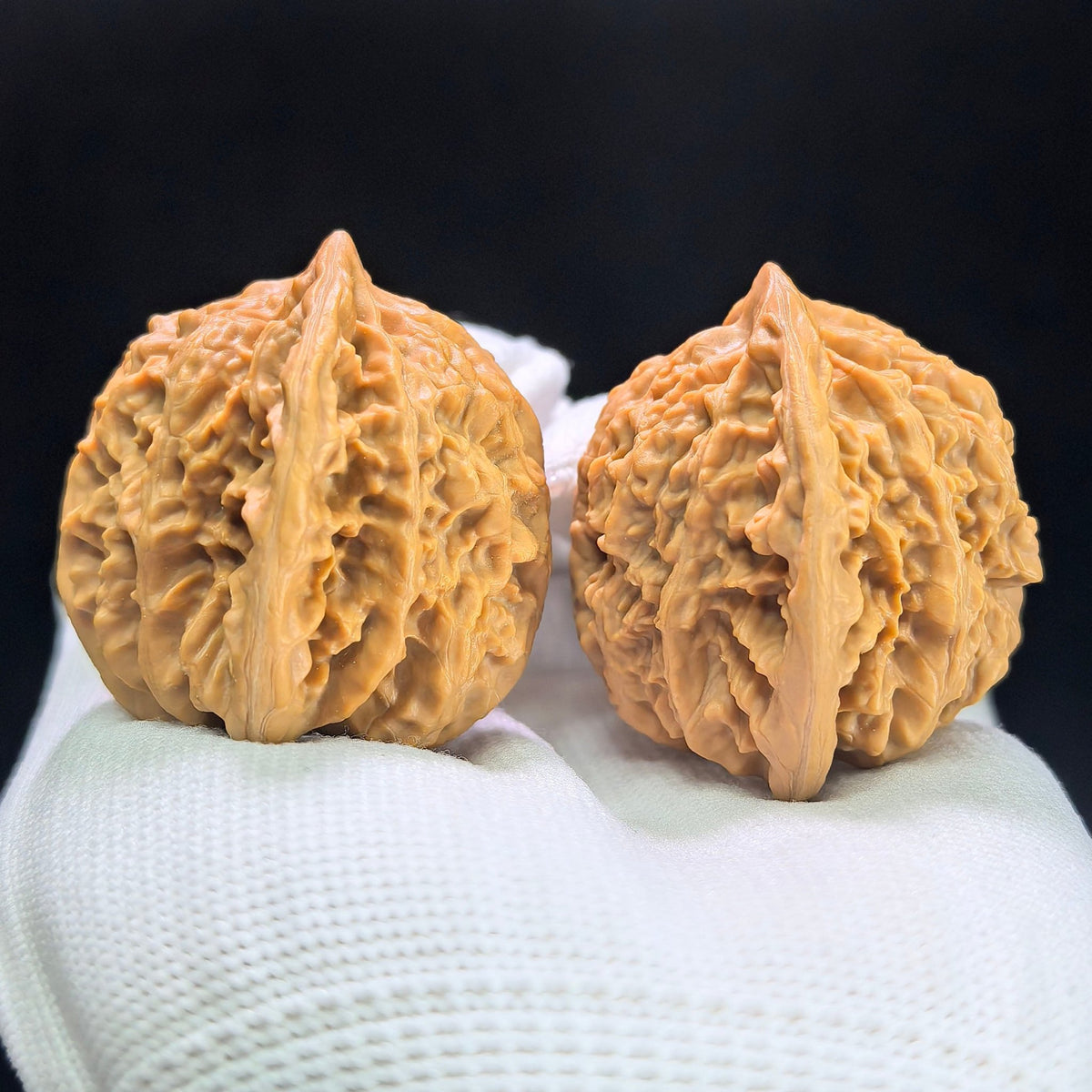 Peach Heart Xialingling (Xia Yun Ling) Scholar Walnuts Pair | 39.0mm x 37.0mm | Compact Ingot Silhouette | Stock ID: XYL-1402 - ThePatinaProject