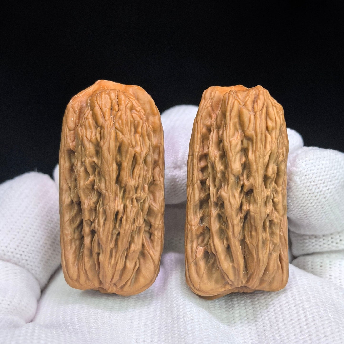 "Penguin Gold Bar" Qie Jintiao QEJT-CG244E Wenwan Walnuts Collector Pair | 21.0mm x 21.0mm | Stock ID: QEJT-CG244E - ThePatinaProject