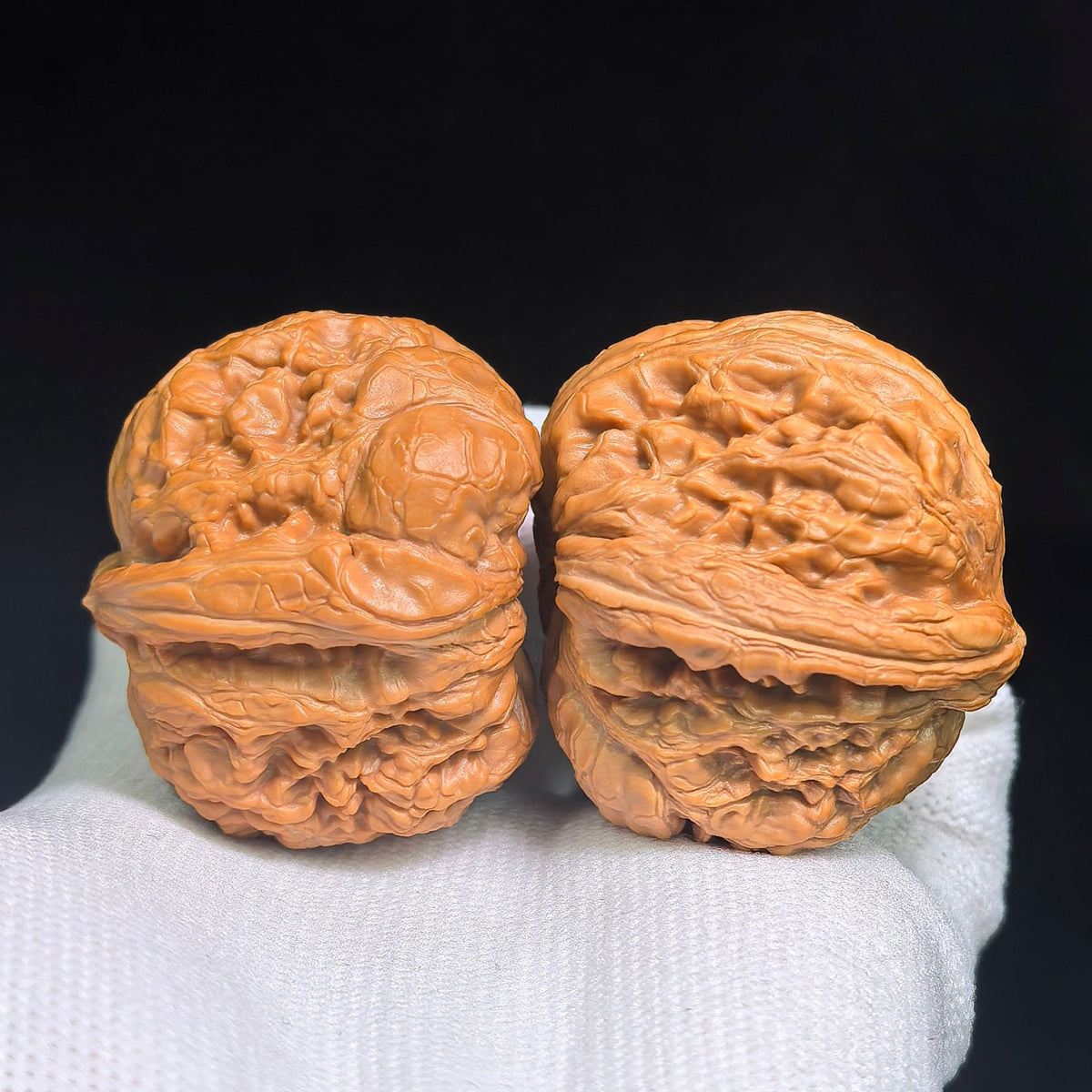 "Ping Gu Yuan Bao Wu Gui Bei / Ingot Turtle Back" Heirloom Collection Wenwan Walnuts Pair | 37.0mm x 41.0mm | PGYB-C1C9E - ThePatinaProject