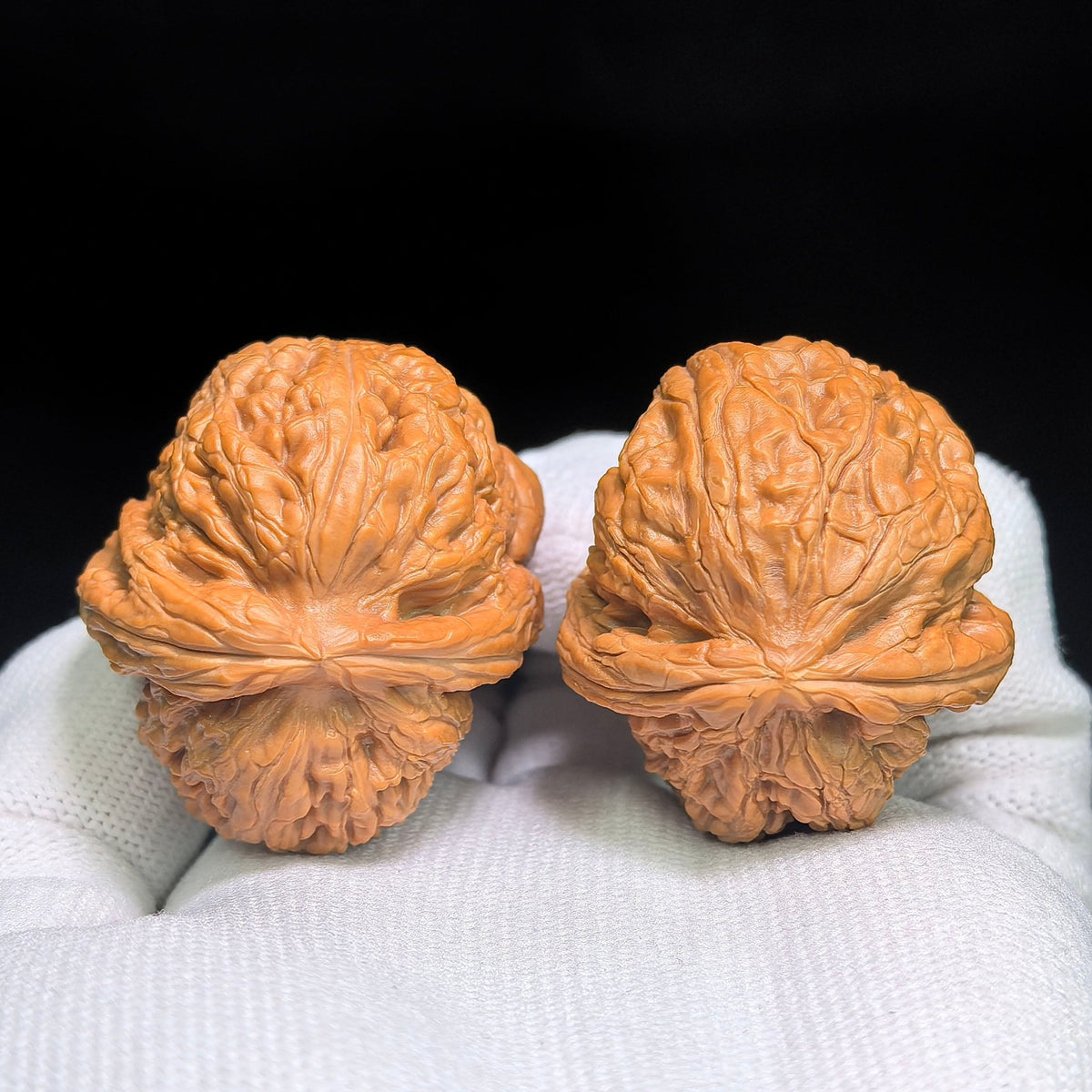 "Ping Gu Yuan Bao Wu Gui Bei / Ingot Turtle Back" Heirloom Collection Wenwan Walnuts Pair | 37.0mm x 41.0mm | PGYB-C1C9E - ThePatinaProject