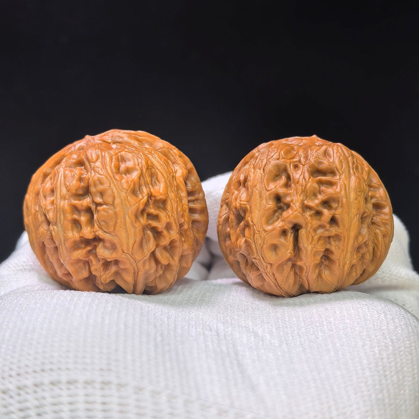 "Pinggu Sycee Ingot" Pinggu Yuanbao PGYB-1502C Low-Profile Wenwan Walnuts Pair | 38.0mm x 40.0mm | PGYB-1502C - ThePatinaProject