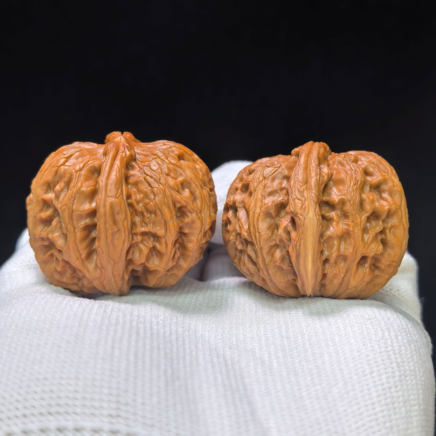 "Pinggu Sycee Ingot" Pinggu Yuanbao PGYB-1502C Low-Profile Wenwan Walnuts Pair | 38.0mm x 40.0mm | PGYB-1502C - ThePatinaProject