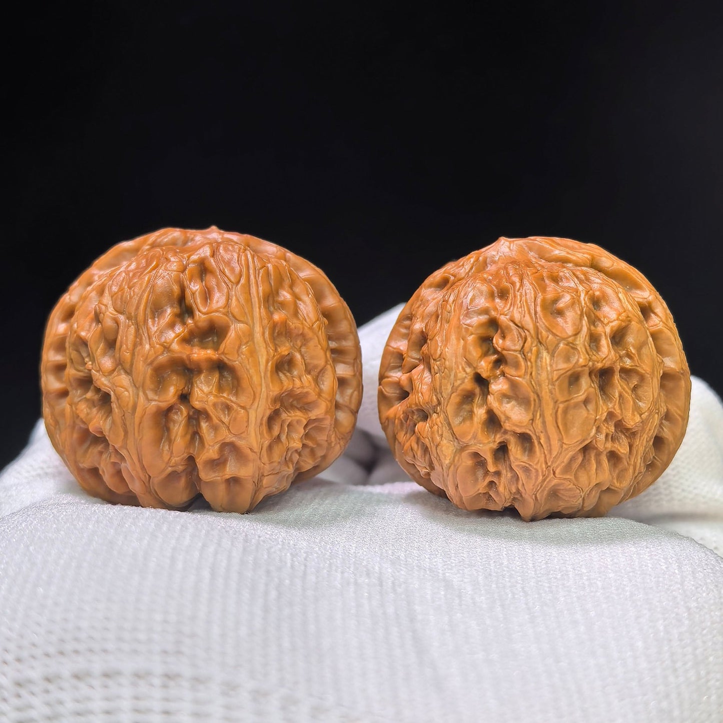 "Pinggu Sycee Ingot" Pinggu Yuanbao PGYB-1502C Low-Profile Wenwan Walnuts Pair | 38.0mm x 40.0mm | PGYB-1502C - ThePatinaProject