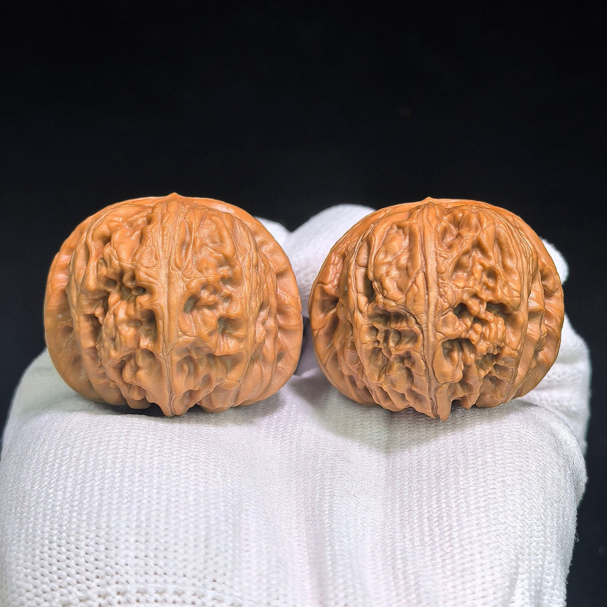 "Pinggu Yuanbao / Ping Gu Yuan Bao" Heirloom Collection Wenwan Walnuts Pair | 41.0mm x 46.0mm | PGYB-1001 - ThePatinaProject
