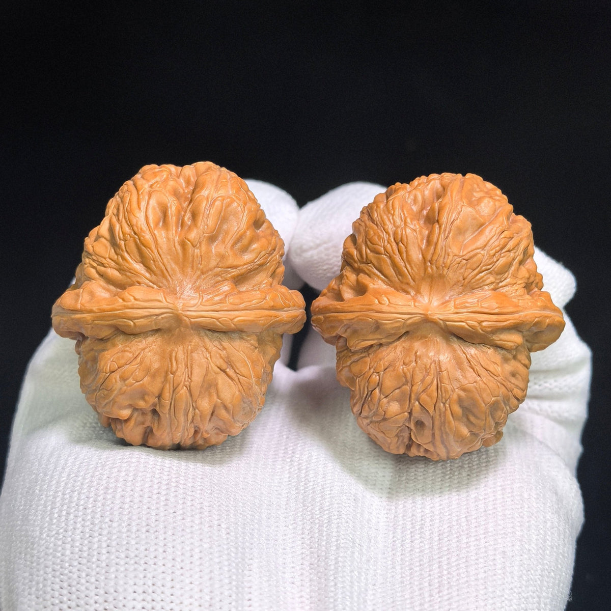"Pinggu Yuanbao / Ping Gu Yuan Bao" Heirloom Collection Wenwan Walnuts Pair | 41.0mm x 46.0mm | PGYB-1001 - ThePatinaProject