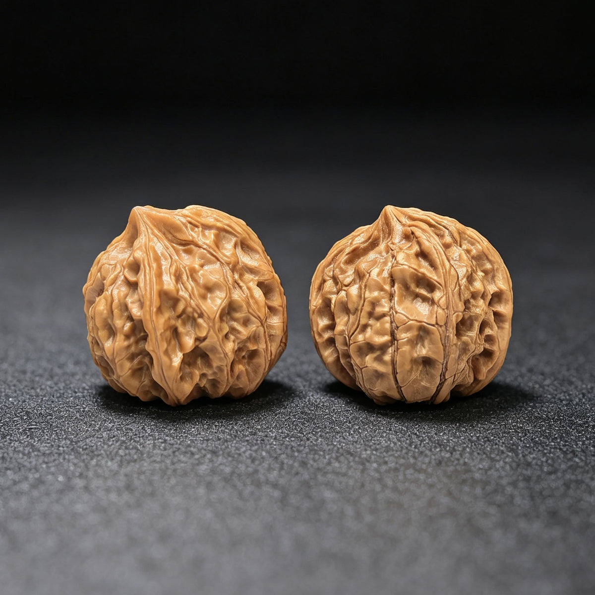 "Pocket Imperial Jade Seal Vulture" Yuxi Zuoshandiao Special Pocket Mutation Wenwan Walnuts Pair | 31.0mm x 32.0mm | YSZSD-C231E - ThePatinaProject