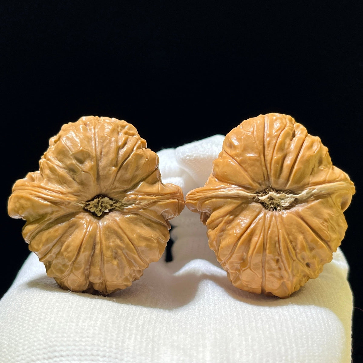 "Pumpkin Block" Nanguadun Wenwan Walnuts Pair | 42.0mm x 44.0mm | NGD-1102 - ThePatinaProject