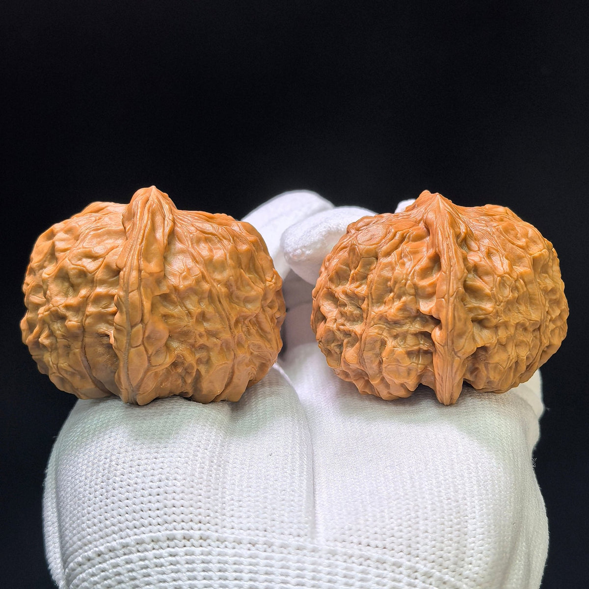 "Pumpkin Dun / Nan Gua Dun" Heirloom Collection Wenwan Walnuts Pair | 43.0mm x 44.0mm | NGD-1111 - ThePatinaProject