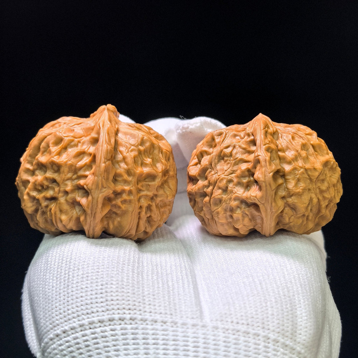 "Pumpkin Dun / Nan Gua Dun" Heirloom Collection Wenwan Walnuts Pair | 43.0mm x 44.0mm | NGD-1111 - ThePatinaProject