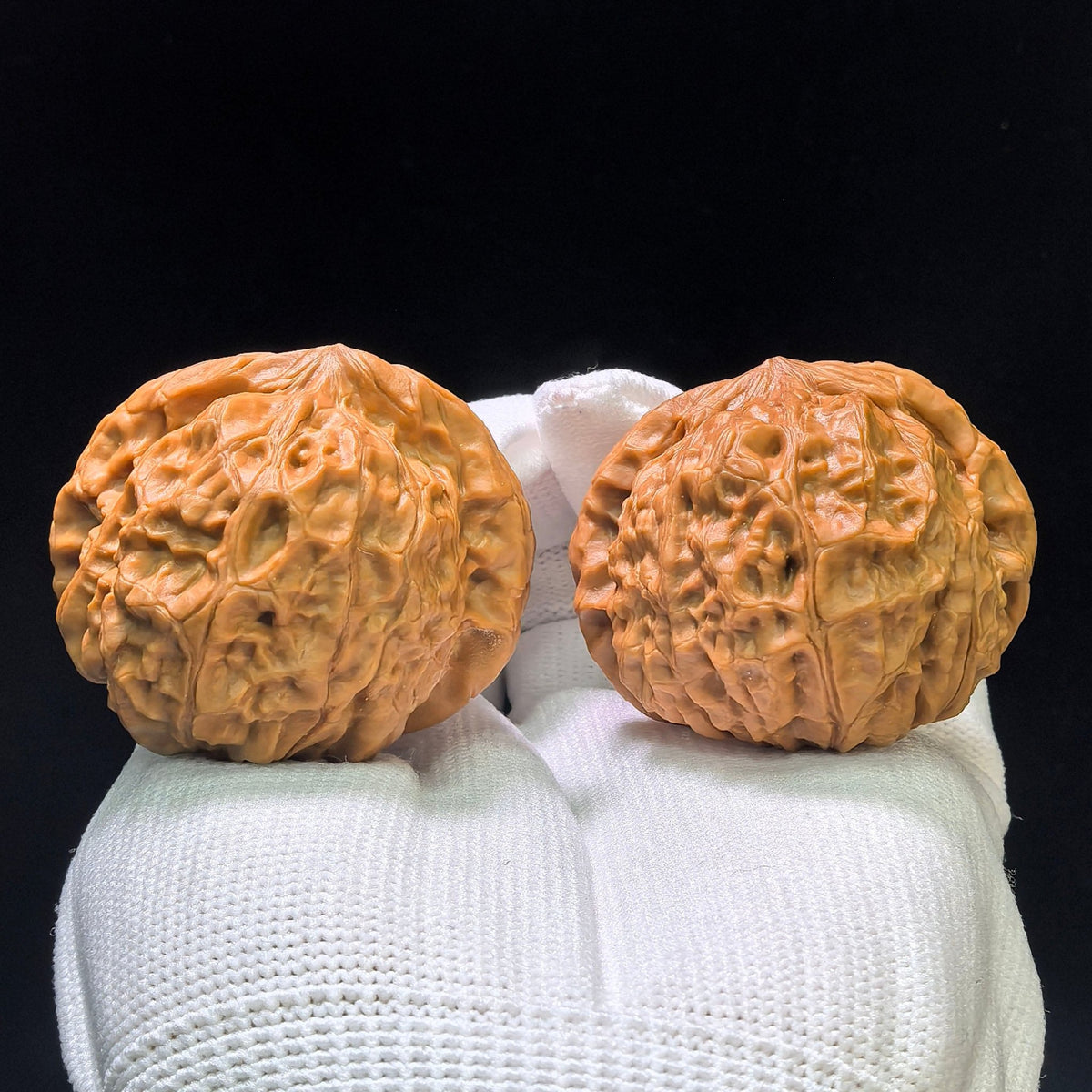 "Pumpkin Dun / Nan Gua Dun" Heirloom Collection Wenwan Walnuts Pair | 43.0mm x 44.0mm | NGD-1111 - ThePatinaProject