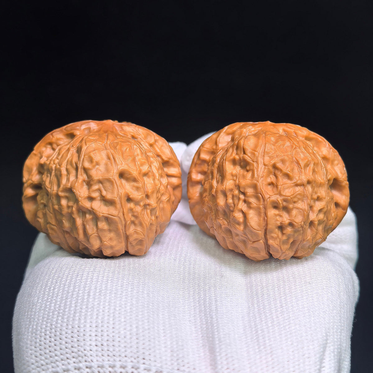 "Pumpkin Dun" Nanguadun NDG-CWB2E Wenwan Walnuts Collector Pair | 46.0mm x 50.0mm | Stock ID: NDG-CWB2E - ThePatinaProject