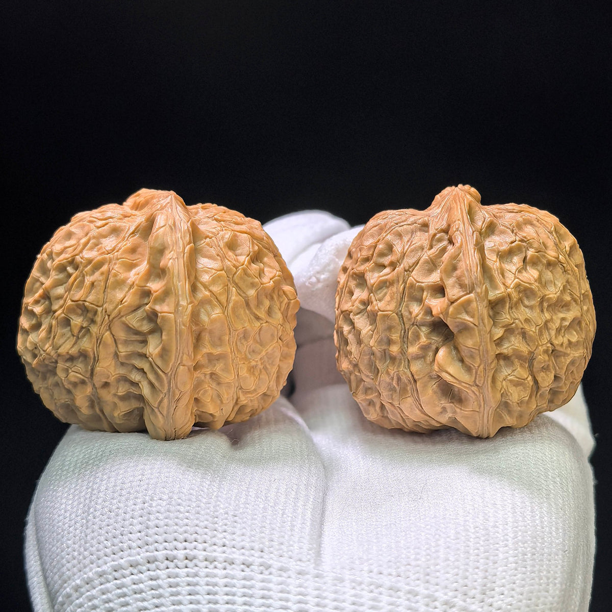 "Pumpkin Dun" Nanguadun NGD-1108 Low-Profile Wenwan Walnuts Pair | 47.0mm x 46.0mm | NGD-1108 - ThePatinaProject